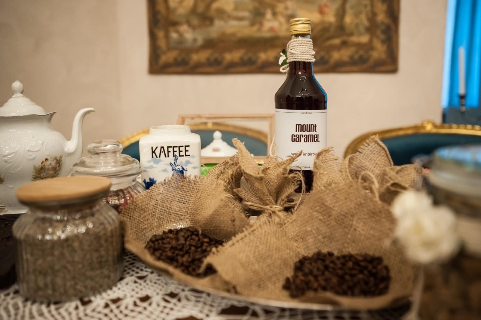 Zdjęcie w galerii na portalu naszraciborz.pl: Nocne zwiedzanie Krowiarek i Zamku Piastowskiego w Raciborzu z koncertem i aromatem kaw [FOTO i WIDEO] wiadomości z regionu