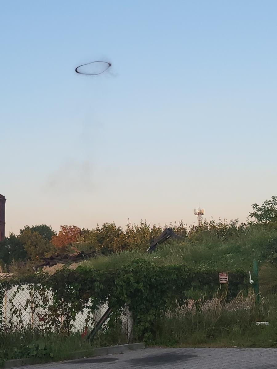 Zdjęcie w galerii na portalu naszraciborz.pl: Dziwne zjawisko nad Raciborzem. Mieszkańcy pytają, co się stało wiadomości z regionu