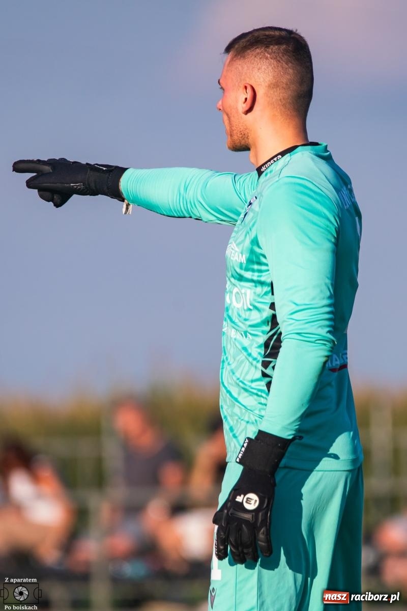 Zdjęcie w galerii na portalu naszraciborz.pl: Puchar Polski: Choć Naprzód szalał, Unii nie złamał [FOTO] wiadomości z regionu