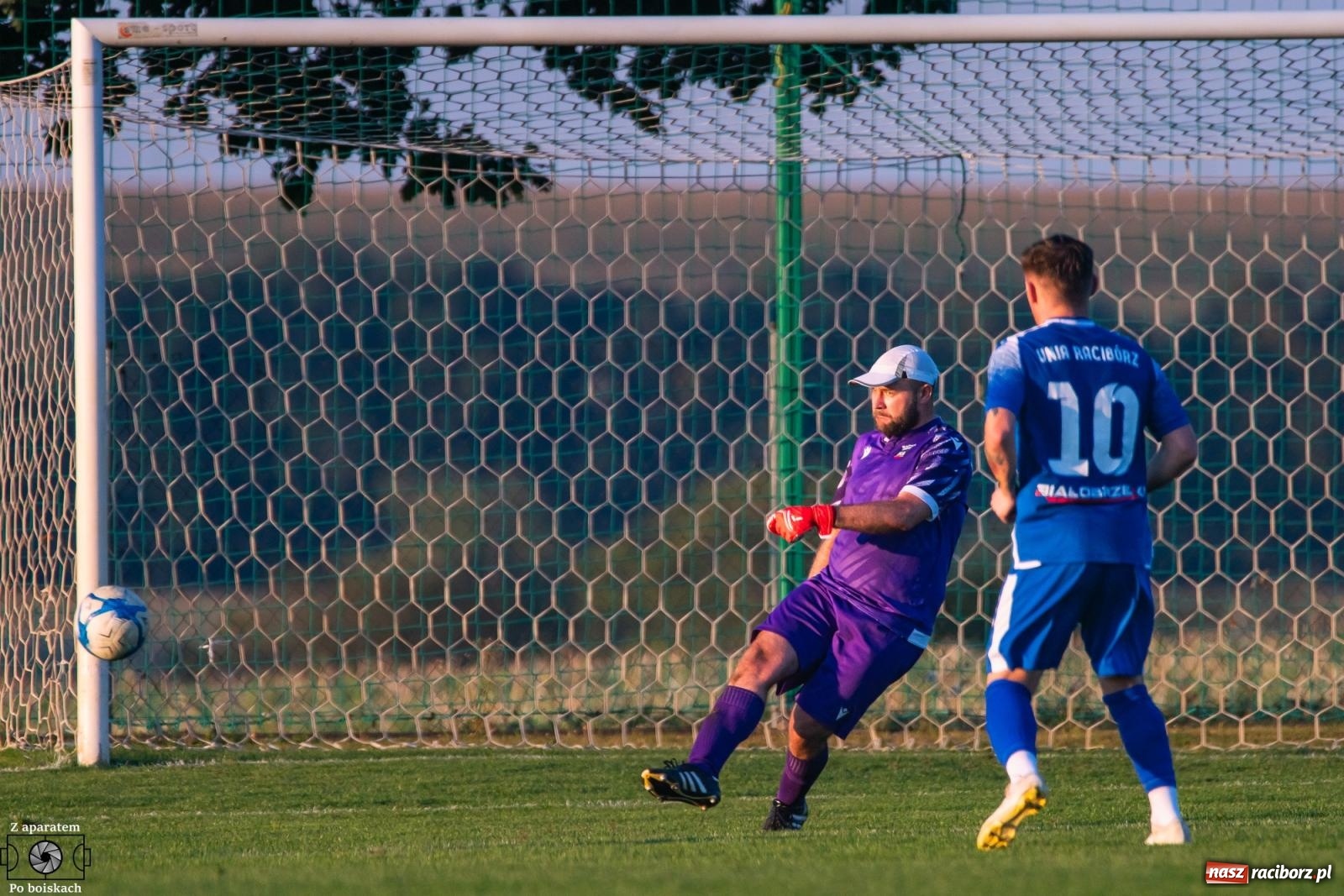 Zdjęcie w galerii na portalu naszraciborz.pl: Puchar Polski: Choć Naprzód szalał, Unii nie złamał [FOTO] wiadomości z regionu