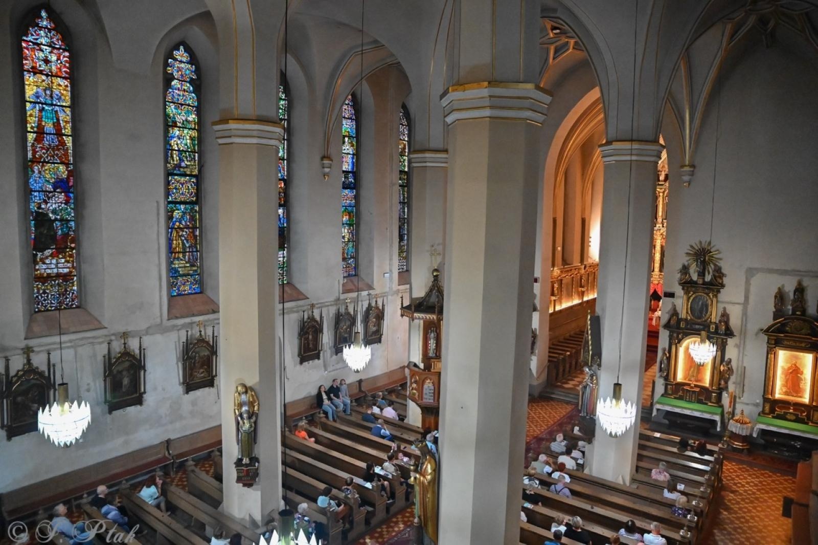Zdjęcie w galerii na portalu naszraciborz.pl: Profesor Julian Gembalski zainaugurował XXXVIII Dni Muzyki Organowej i Kameralnej wiadomości z regionu
