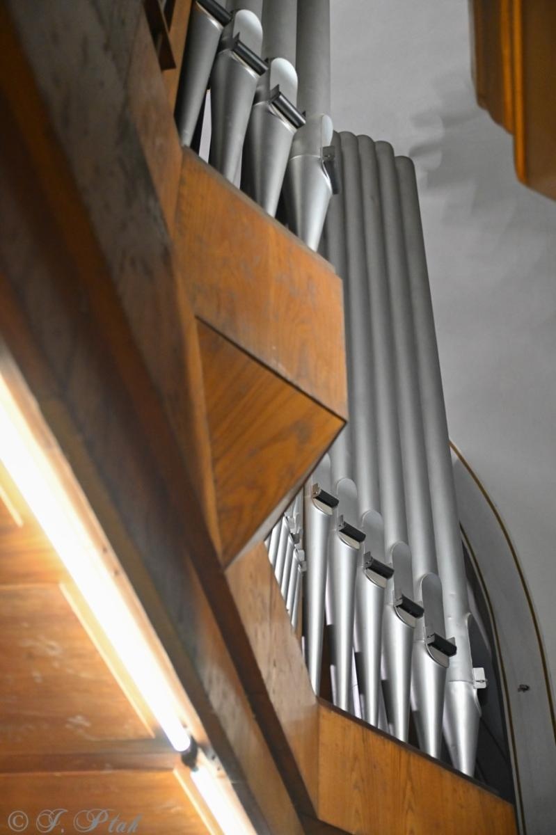 Zdjęcie w galerii na portalu naszraciborz.pl: Profesor Julian Gembalski zainaugurował XXXVIII Dni Muzyki Organowej i Kameralnej wiadomości z regionu