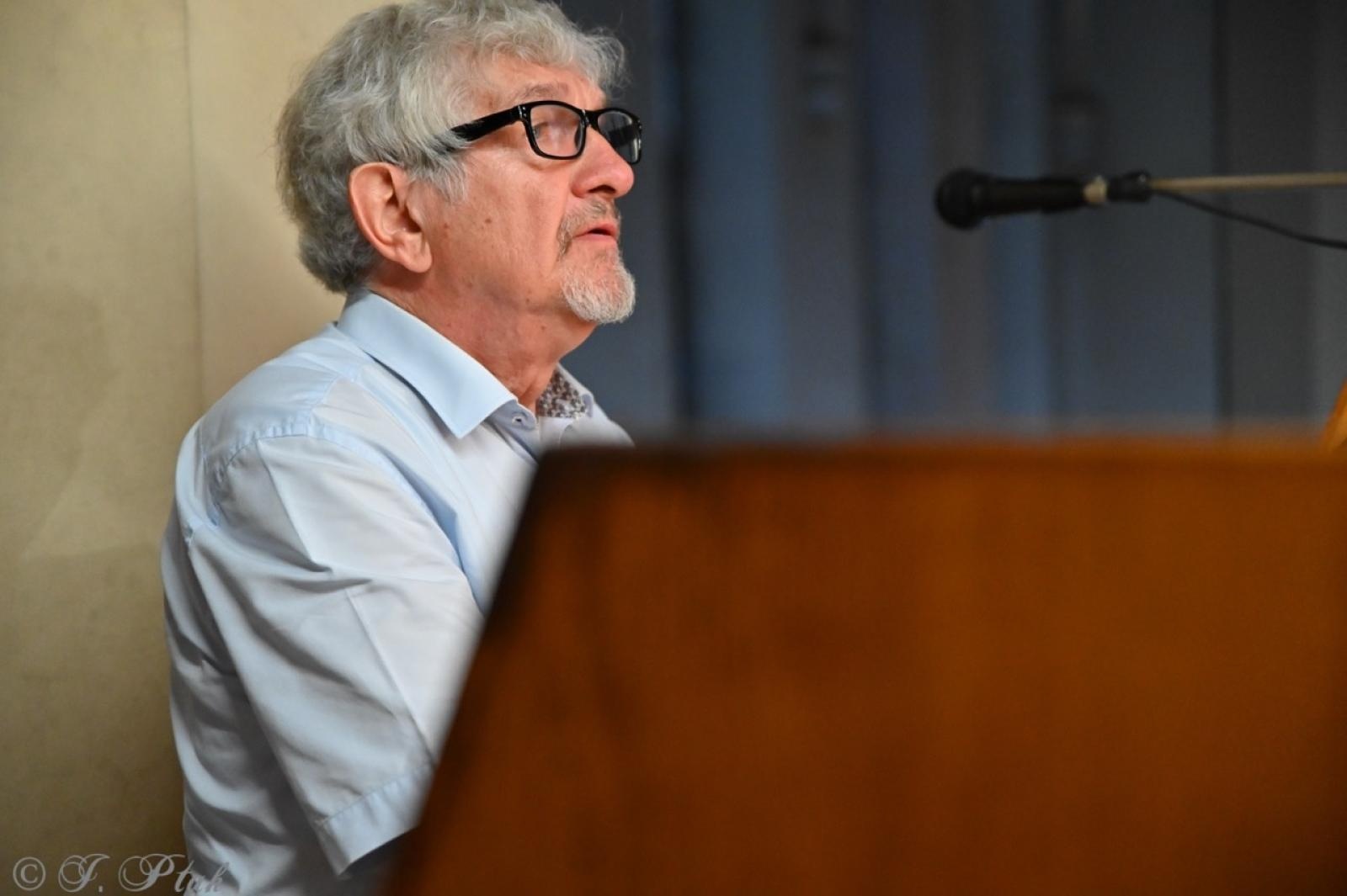 Zdjęcie w galerii na portalu naszraciborz.pl: Profesor Julian Gembalski zainaugurował XXXVIII Dni Muzyki Organowej i Kameralnej wiadomości z regionu