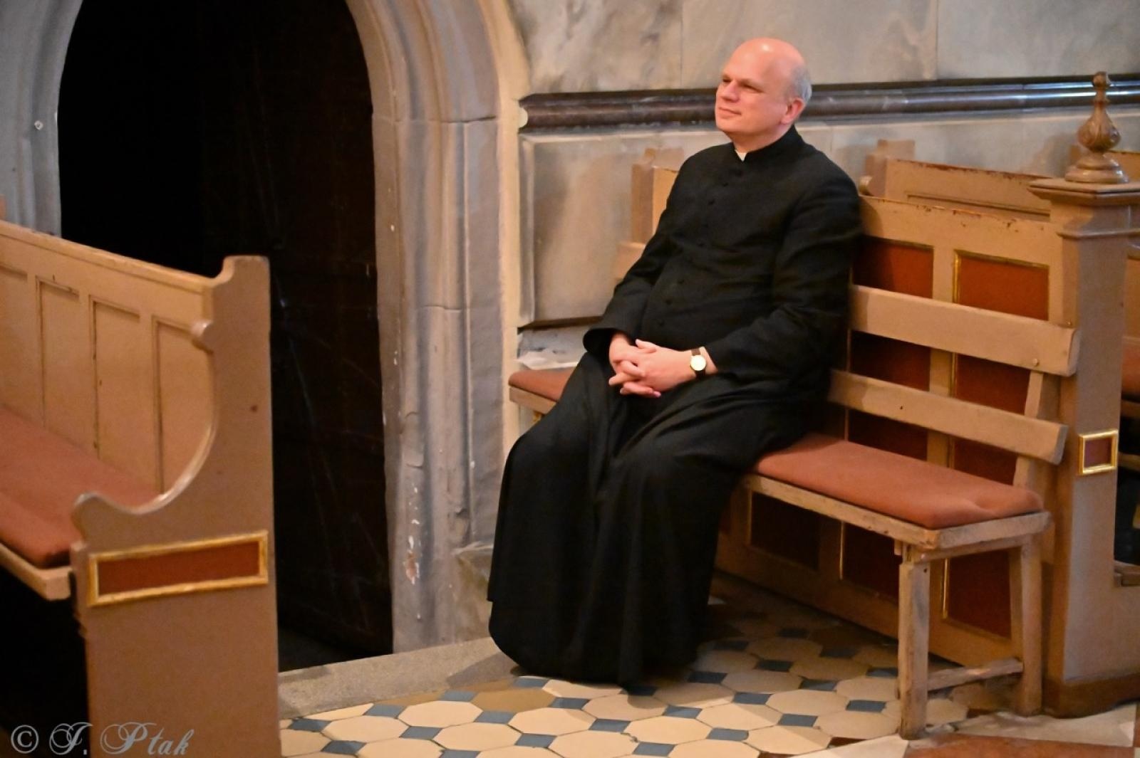 Zdjęcie w galerii na portalu naszraciborz.pl: Profesor Julian Gembalski zainaugurował XXXVIII Dni Muzyki Organowej i Kameralnej wiadomości z regionu