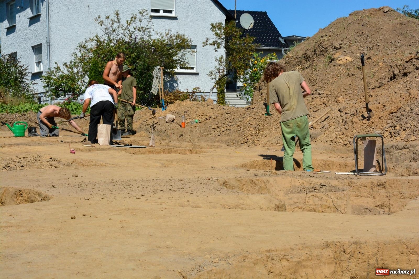Zdjęcie w galerii na portalu naszraciborz.pl: Pradziejowa warownia nad Odrą – archeolodzy wrócili do Łubowic wiadomości z regionu