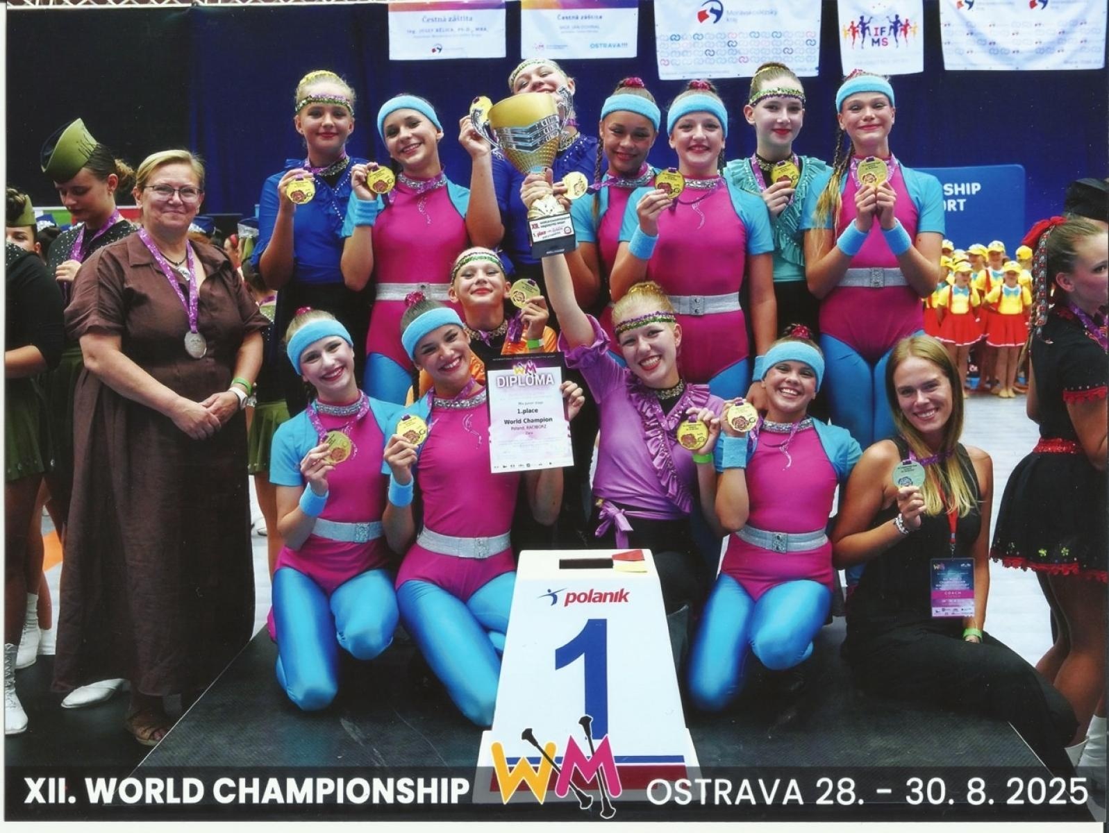 Zdjęcie w galerii na portalu naszraciborz.pl: Mażoretki ZARA na podium Mistrzostw Świata [FOTO] wiadomości z regionu