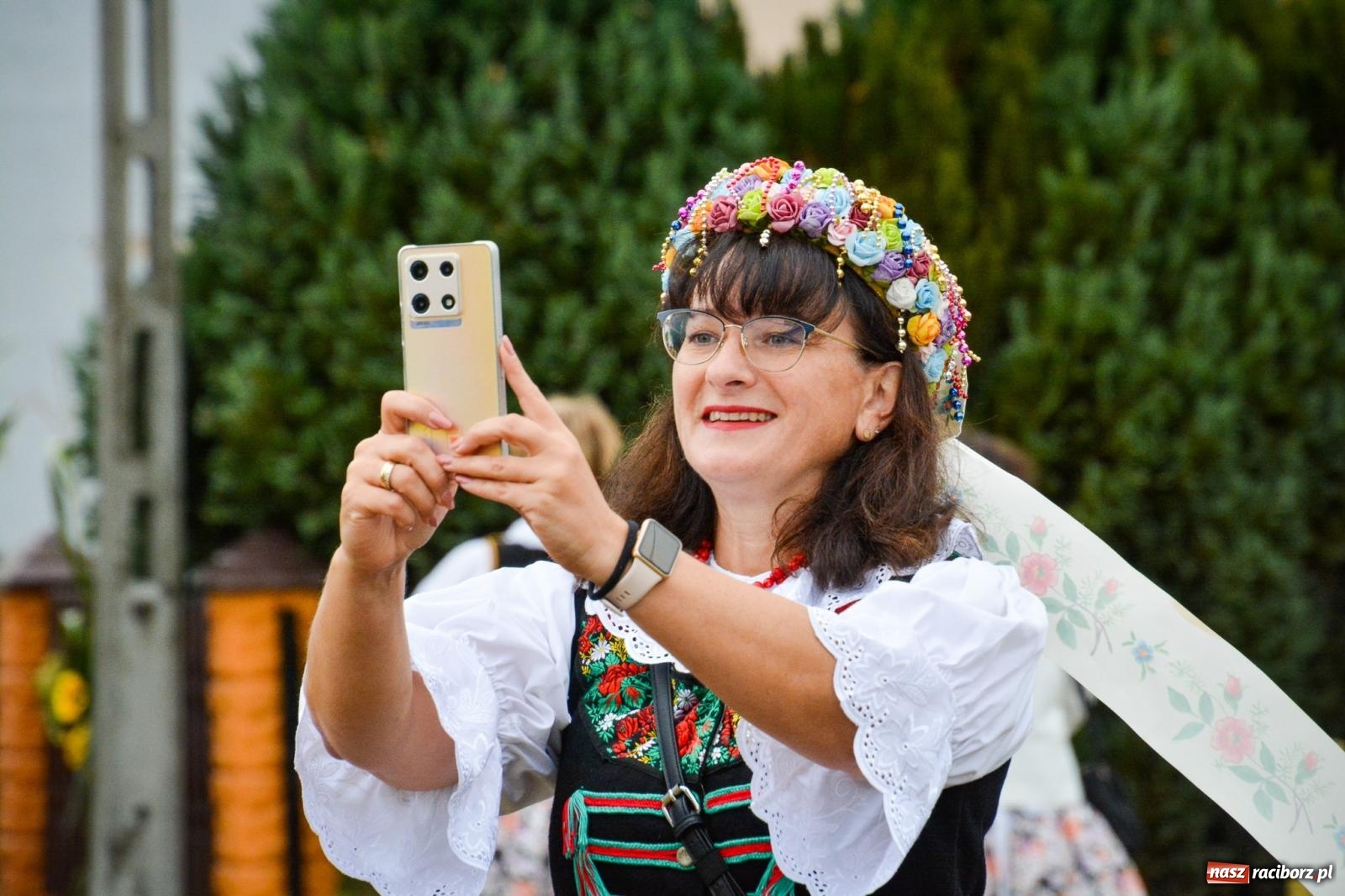 Zdjęcie w galerii na portalu naszraciborz.pl: Siedliska świętują dożynki gminno-powiatowe. Korowód, koncerty i Bitwa smaków [FOTO i WIDEO] wiadomości z regionu