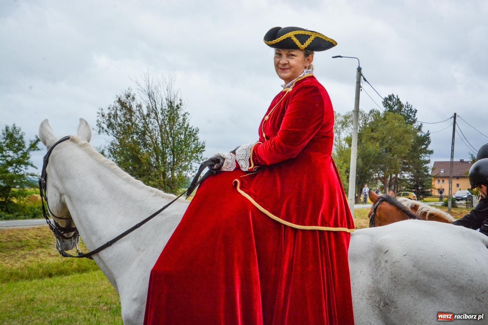 Zdjęcie w galerii na portalu naszraciborz.pl: Siedliska świętują dożynki gminno-powiatowe. Korowód, koncerty i Bitwa smaków [FOTO i WIDEO] wiadomości z regionu