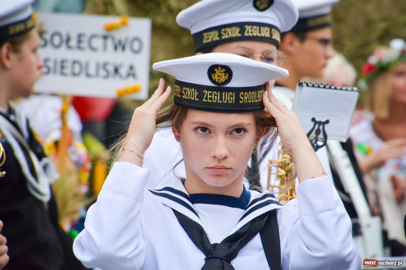 Zdjęcie w galerii na portalu naszraciborz.pl: Siedliska świętują dożynki gminno-powiatowe. Korowód, koncerty i Bitwa smaków [FOTO i WIDEO] wiadomości z regionu