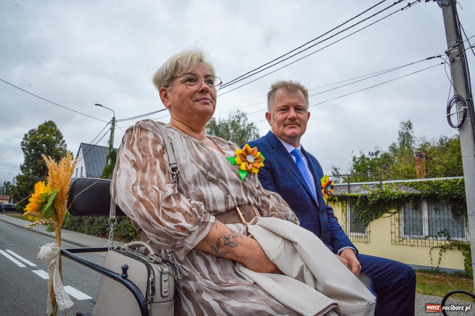 Zdjęcie w galerii na portalu naszraciborz.pl: Siedliska świętują dożynki gminno-powiatowe. Korowód, koncerty i Bitwa smaków [FOTO i WIDEO] wiadomości z regionu