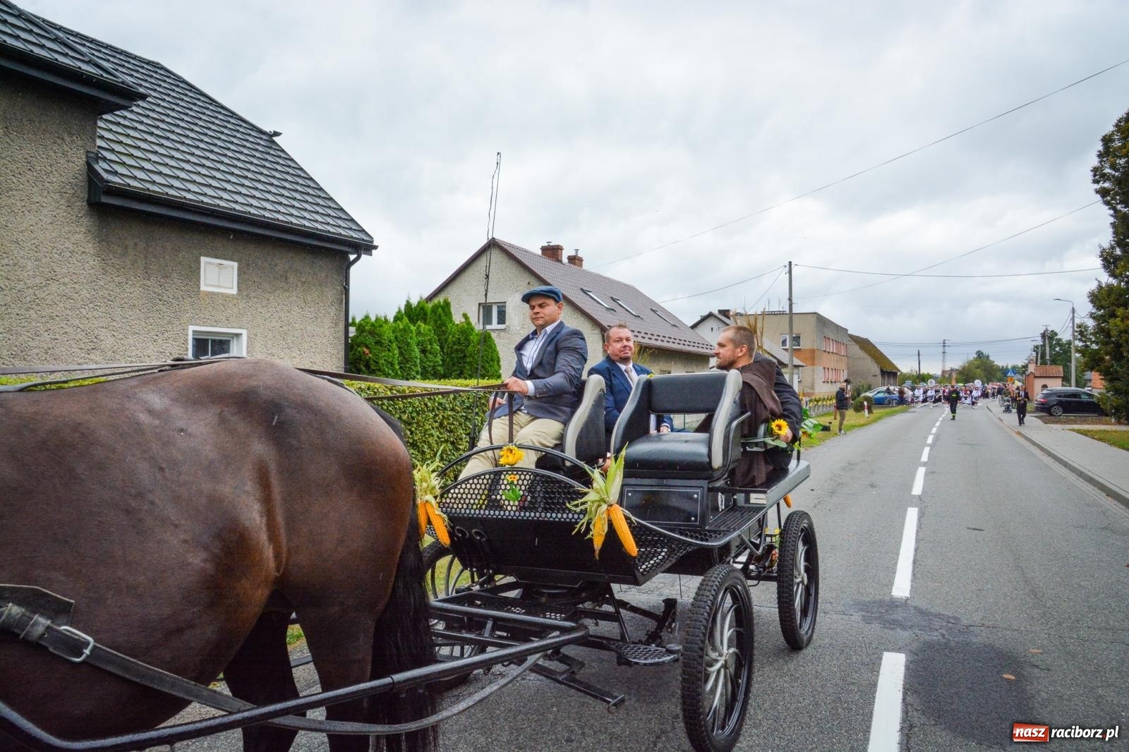 Zdjęcie w galerii na portalu naszraciborz.pl: Siedliska świętują dożynki gminno-powiatowe. Korowód, koncerty i Bitwa smaków [FOTO i WIDEO] wiadomości z regionu