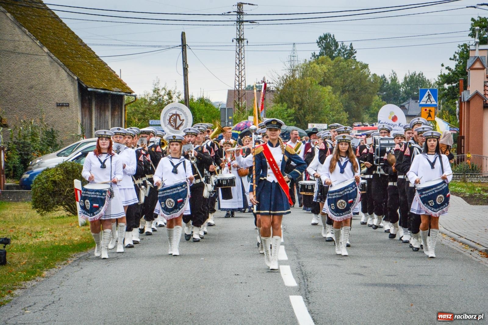 Zdjęcie w galerii na portalu naszraciborz.pl: Siedliska świętują dożynki gminno-powiatowe. Korowód, koncerty i Bitwa smaków [FOTO i WIDEO] wiadomości z regionu