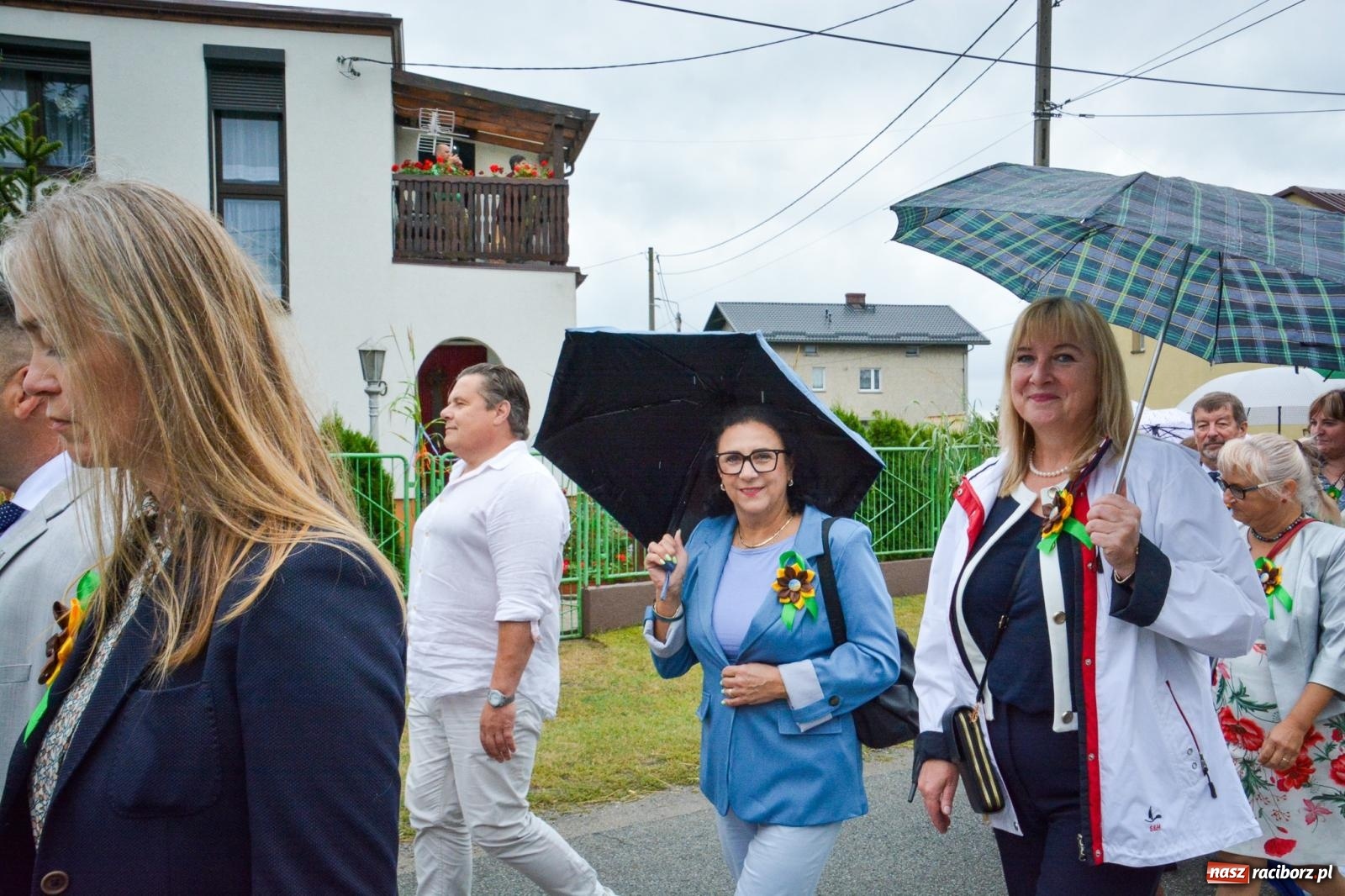 Zdjęcie w galerii na portalu naszraciborz.pl: Siedliska świętują dożynki gminno-powiatowe. Korowód, koncerty i Bitwa smaków [FOTO i WIDEO] wiadomości z regionu