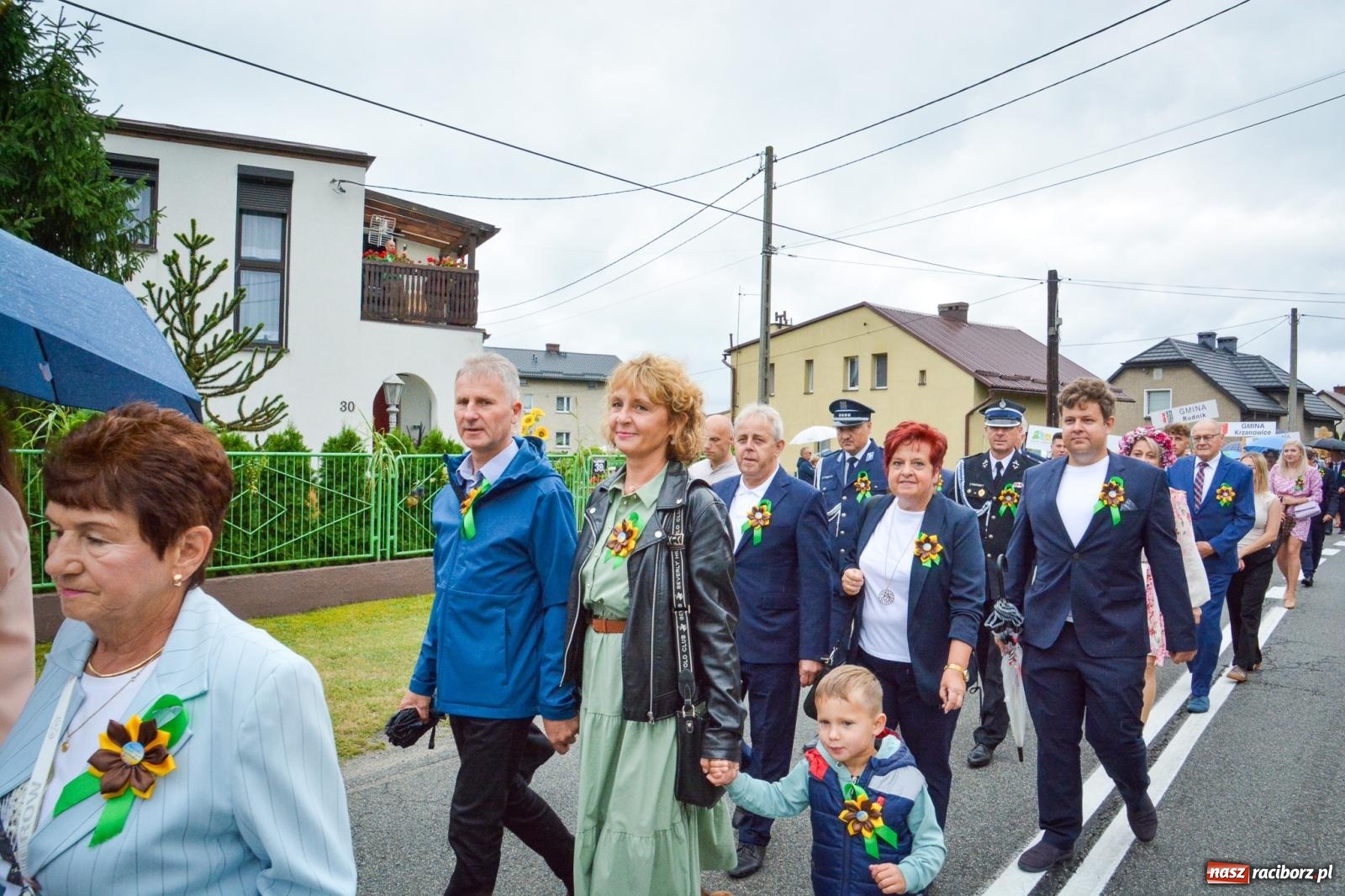 Zdjęcie w galerii na portalu naszraciborz.pl: Siedliska świętują dożynki gminno-powiatowe. Korowód, koncerty i Bitwa smaków [FOTO i WIDEO] wiadomości z regionu