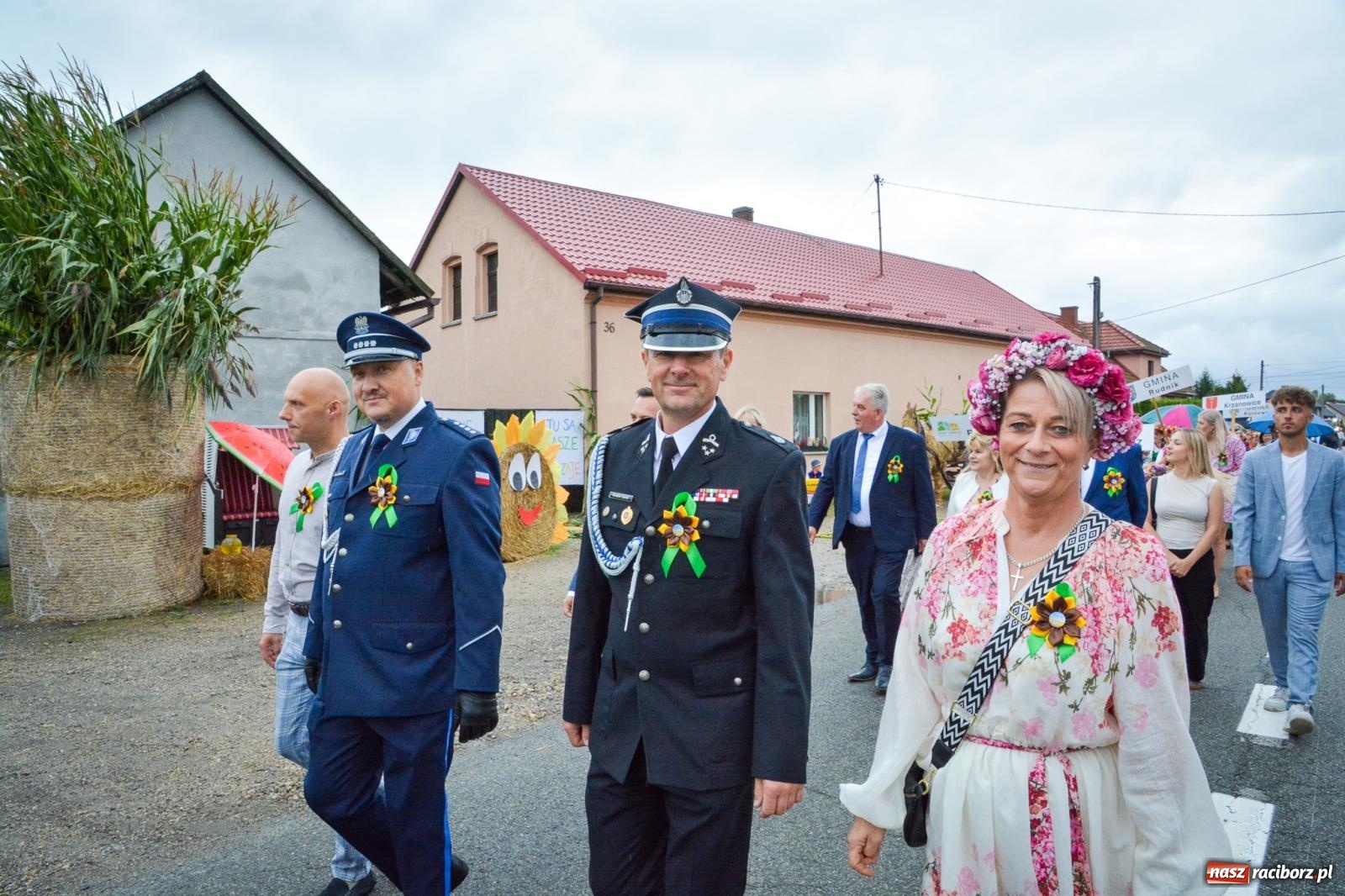 Zdjęcie w galerii na portalu naszraciborz.pl: Siedliska świętują dożynki gminno-powiatowe. Korowód, koncerty i Bitwa smaków [FOTO i WIDEO] wiadomości z regionu