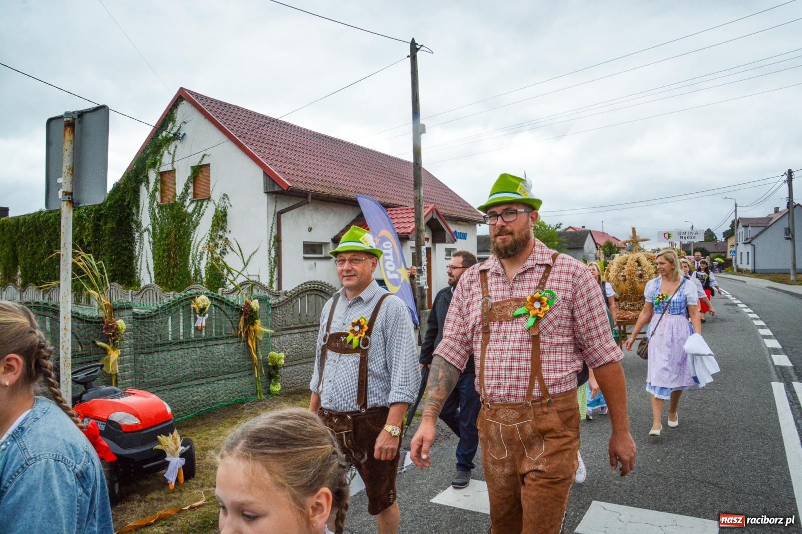 Zdjęcie w galerii na portalu naszraciborz.pl: Siedliska świętują dożynki gminno-powiatowe. Korowód, koncerty i Bitwa smaków [FOTO i WIDEO] wiadomości z regionu