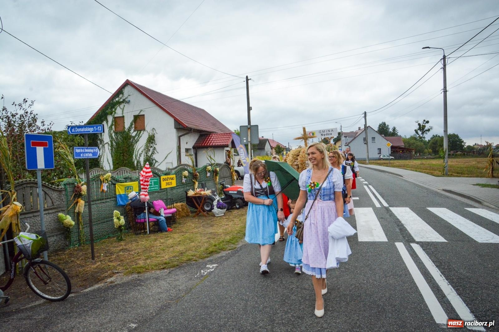 Zdjęcie w galerii na portalu naszraciborz.pl: Siedliska świętują dożynki gminno-powiatowe. Korowód, koncerty i Bitwa smaków [FOTO i WIDEO] wiadomości z regionu