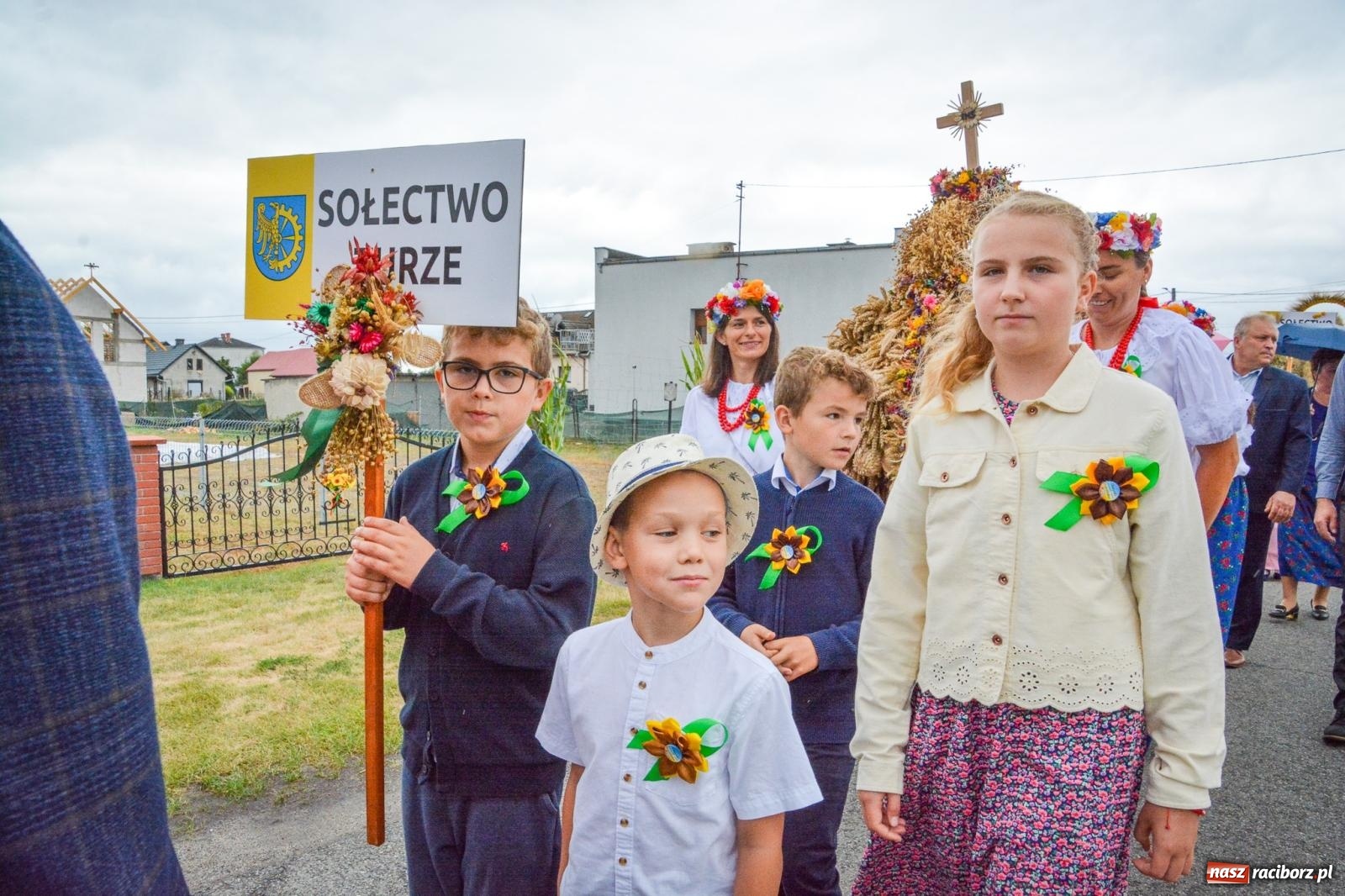 Zdjęcie w galerii na portalu naszraciborz.pl: Siedliska świętują dożynki gminno-powiatowe. Korowód, koncerty i Bitwa smaków [FOTO i WIDEO] wiadomości z regionu