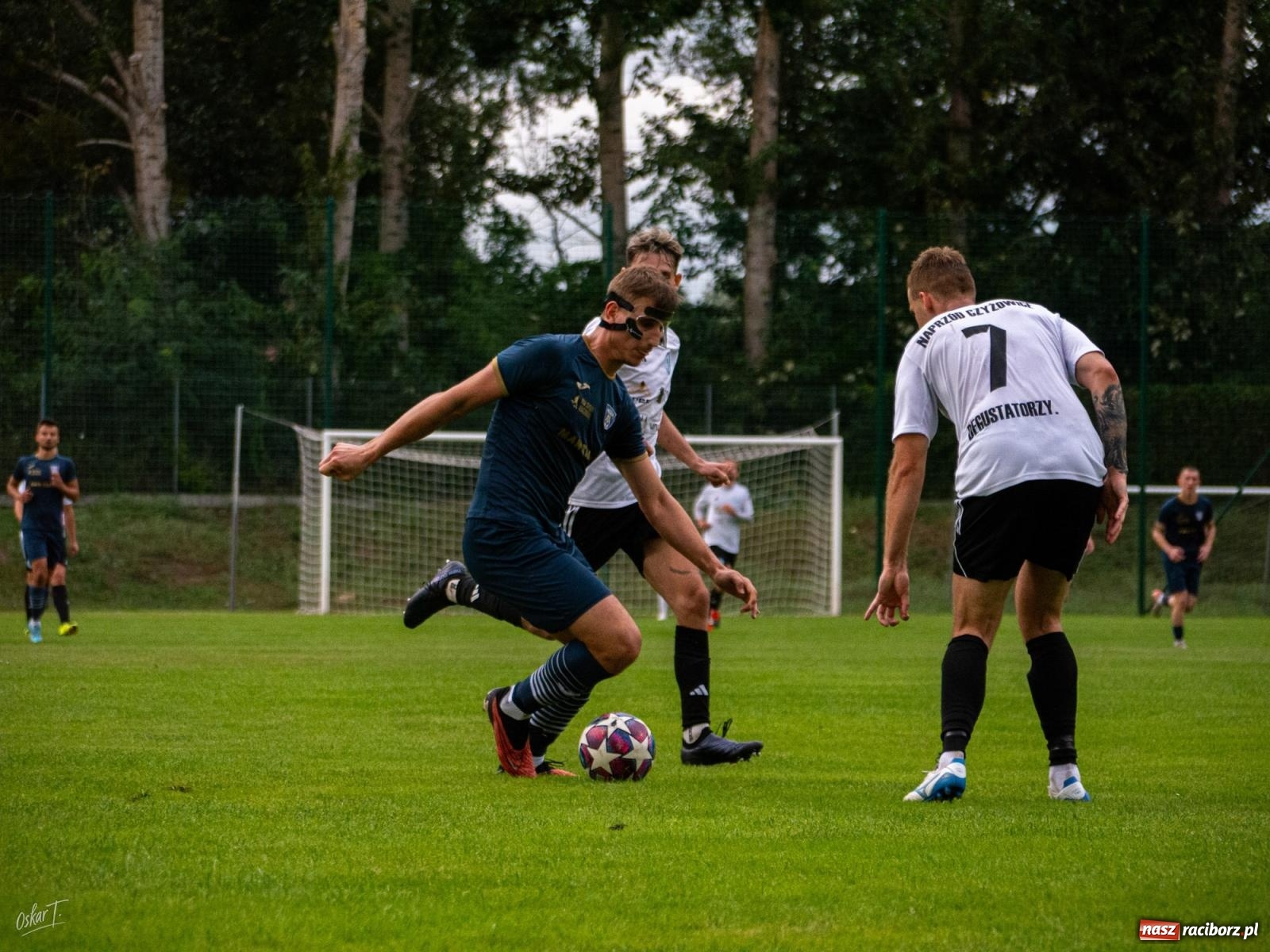 Zdjęcie w galerii na portalu naszraciborz.pl: Klasa okręgowa: Emocjonujące starcie w Nędzy [FOTO] wiadomości z regionu
