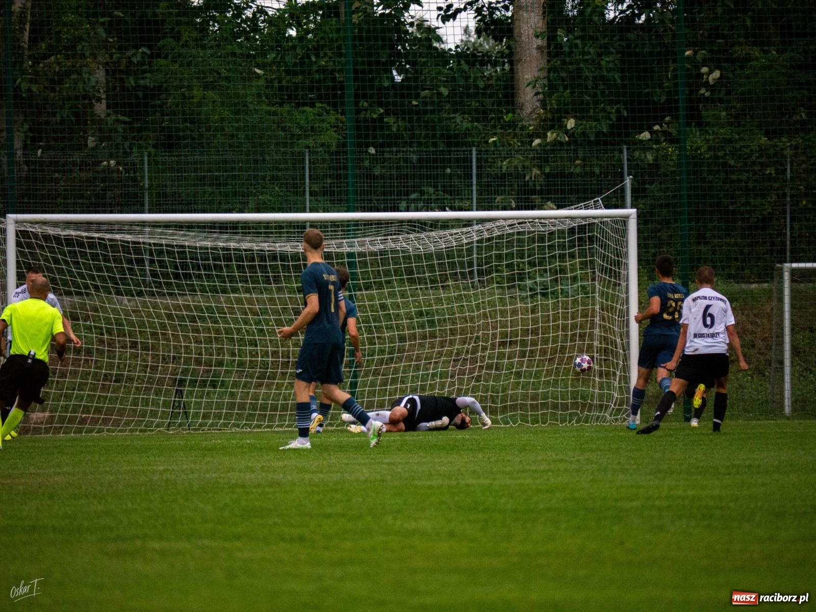 Zdjęcie w galerii na portalu naszraciborz.pl: Klasa okręgowa: Emocjonujące starcie w Nędzy [FOTO] wiadomości z regionu