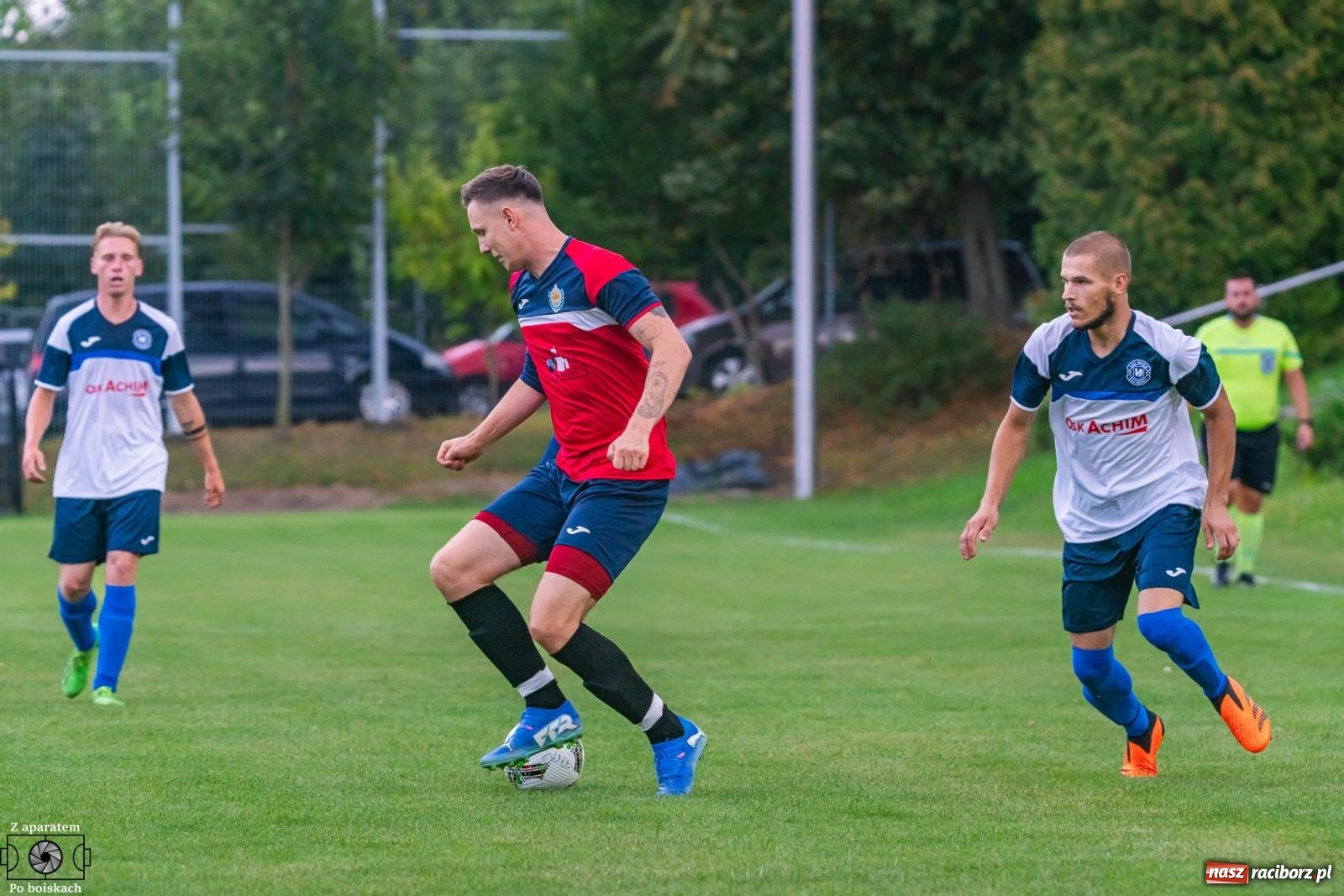 Zdjęcie w galerii na portalu naszraciborz.pl: B klasa: Lokomotywa z Tuwima rozjechała Brzezie [FOTO] wiadomości z regionu