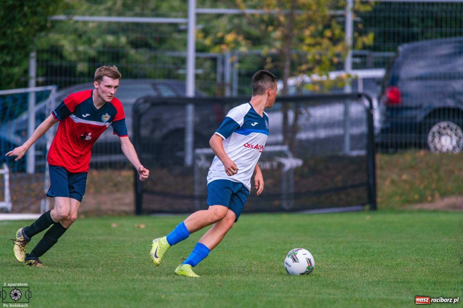 Zdjęcie w galerii na portalu naszraciborz.pl: B klasa: Lokomotywa z Tuwima rozjechała Brzezie [FOTO] wiadomości z regionu