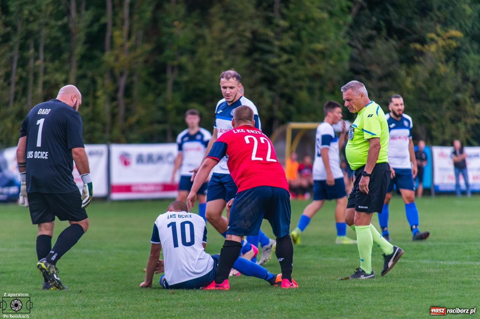 Zdjęcie w galerii na portalu naszraciborz.pl: B klasa: Lokomotywa z Tuwima rozjechała Brzezie [FOTO] wiadomości z regionu