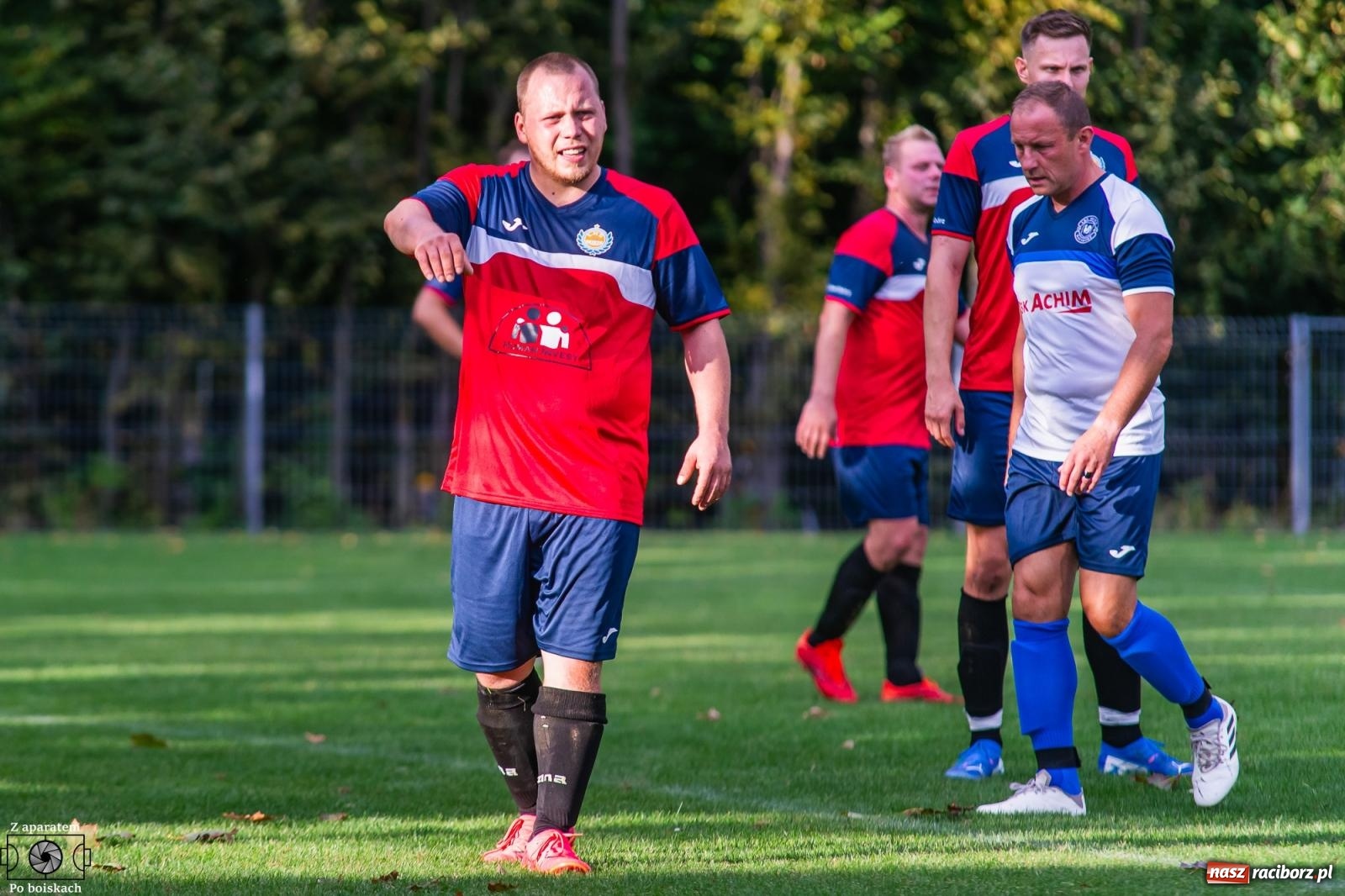 Zdjęcie w galerii na portalu naszraciborz.pl: B klasa: Lokomotywa z Tuwima rozjechała Brzezie [FOTO] wiadomości z regionu