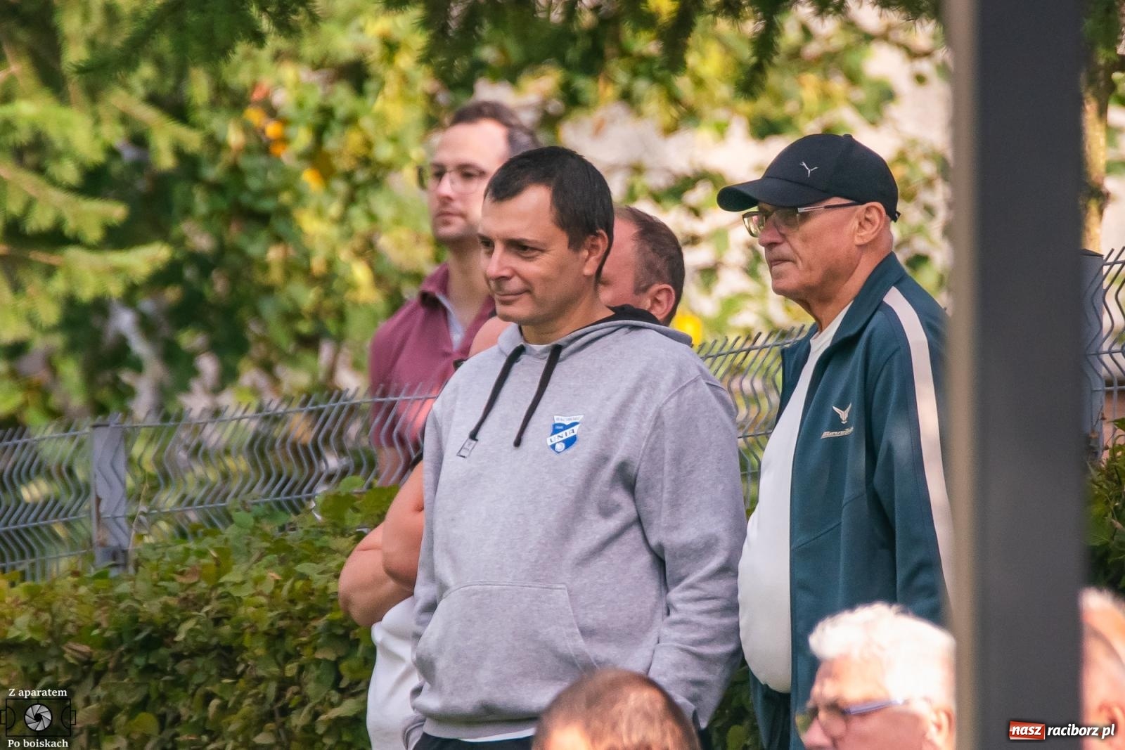 Zdjęcie w galerii na portalu naszraciborz.pl: B klasa: Lokomotywa z Tuwima rozjechała Brzezie [FOTO] wiadomości z regionu