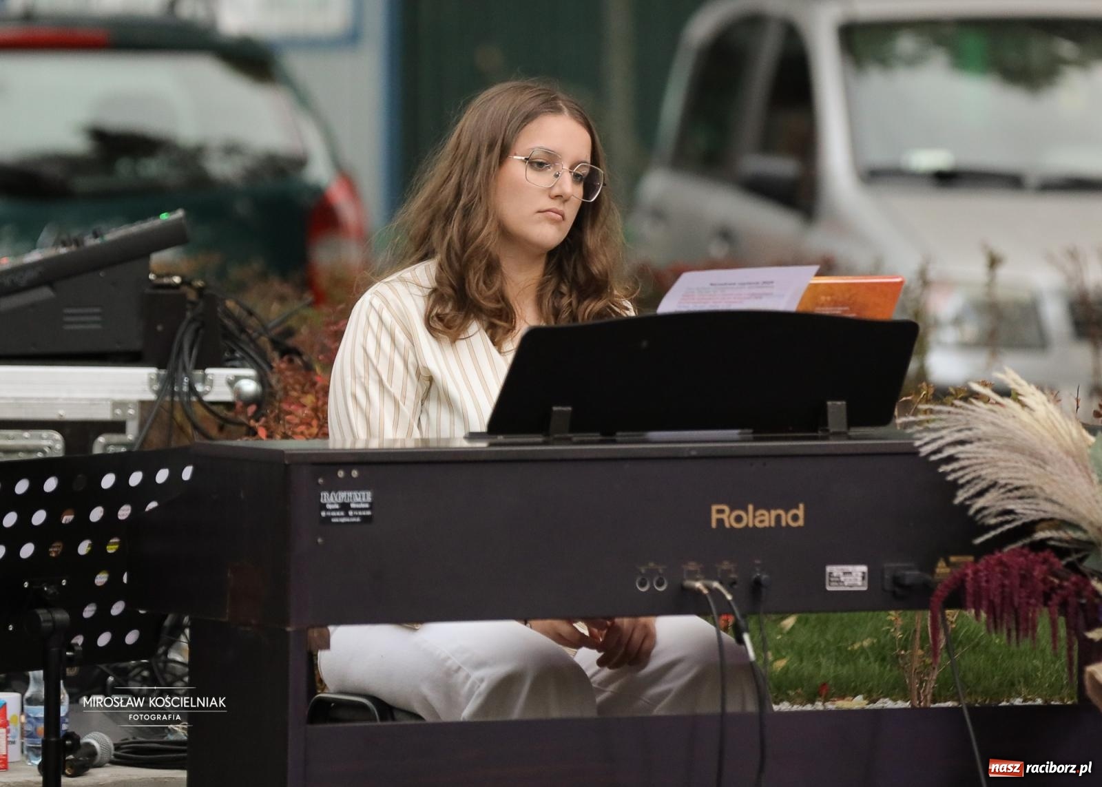 Zdjęcie w galerii na portalu naszraciborz.pl: Narodowe Czytanie poezji Jana Kochanowskiego – PDK i Zamek Piastowski wiadomości z regionu