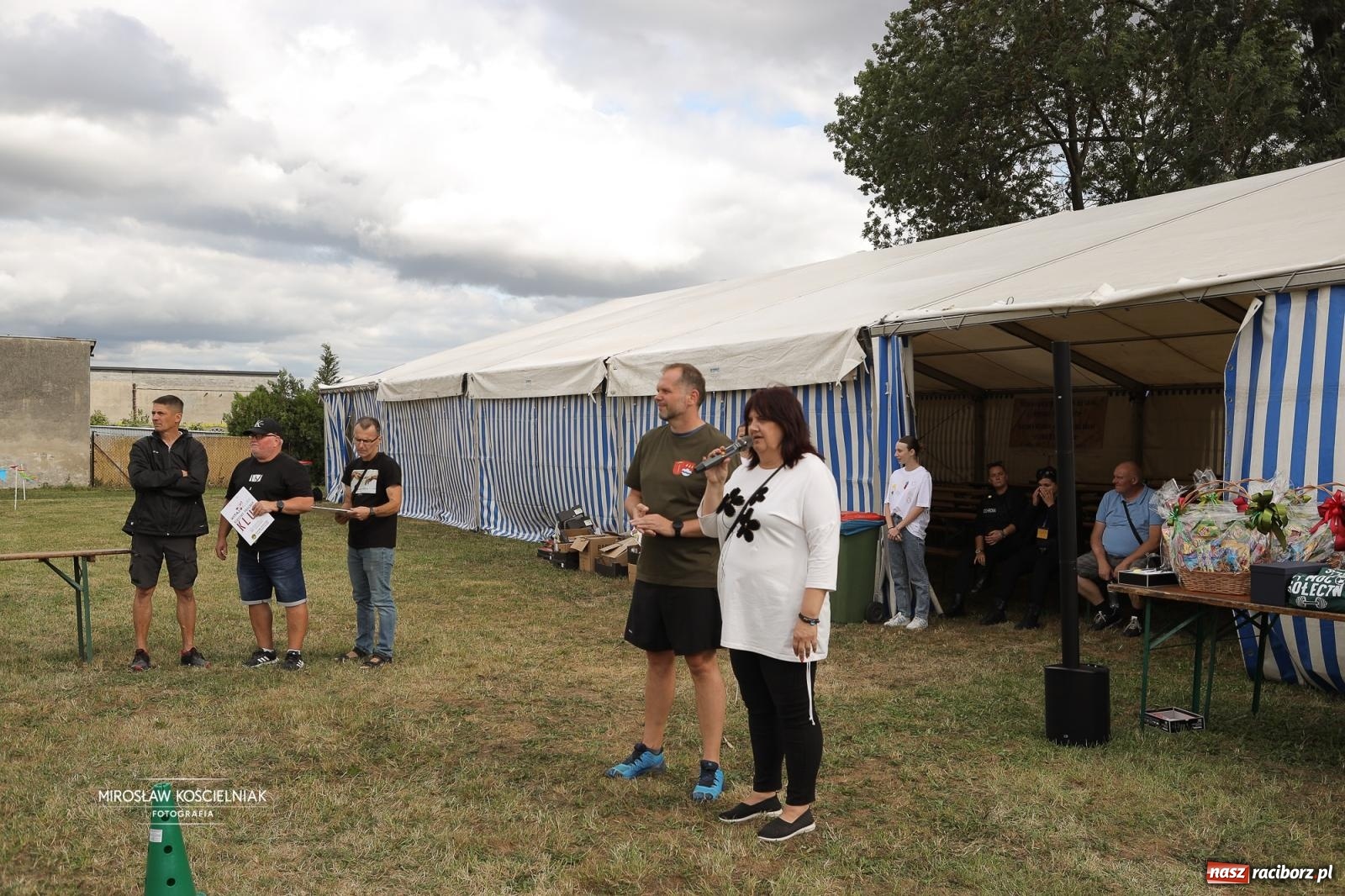 Zdjęcie w galerii na portalu naszraciborz.pl: Turniej sołectw w Krzanowicach: sportowa rywalizacja i integracja ponad granicami wiadomości z regionu