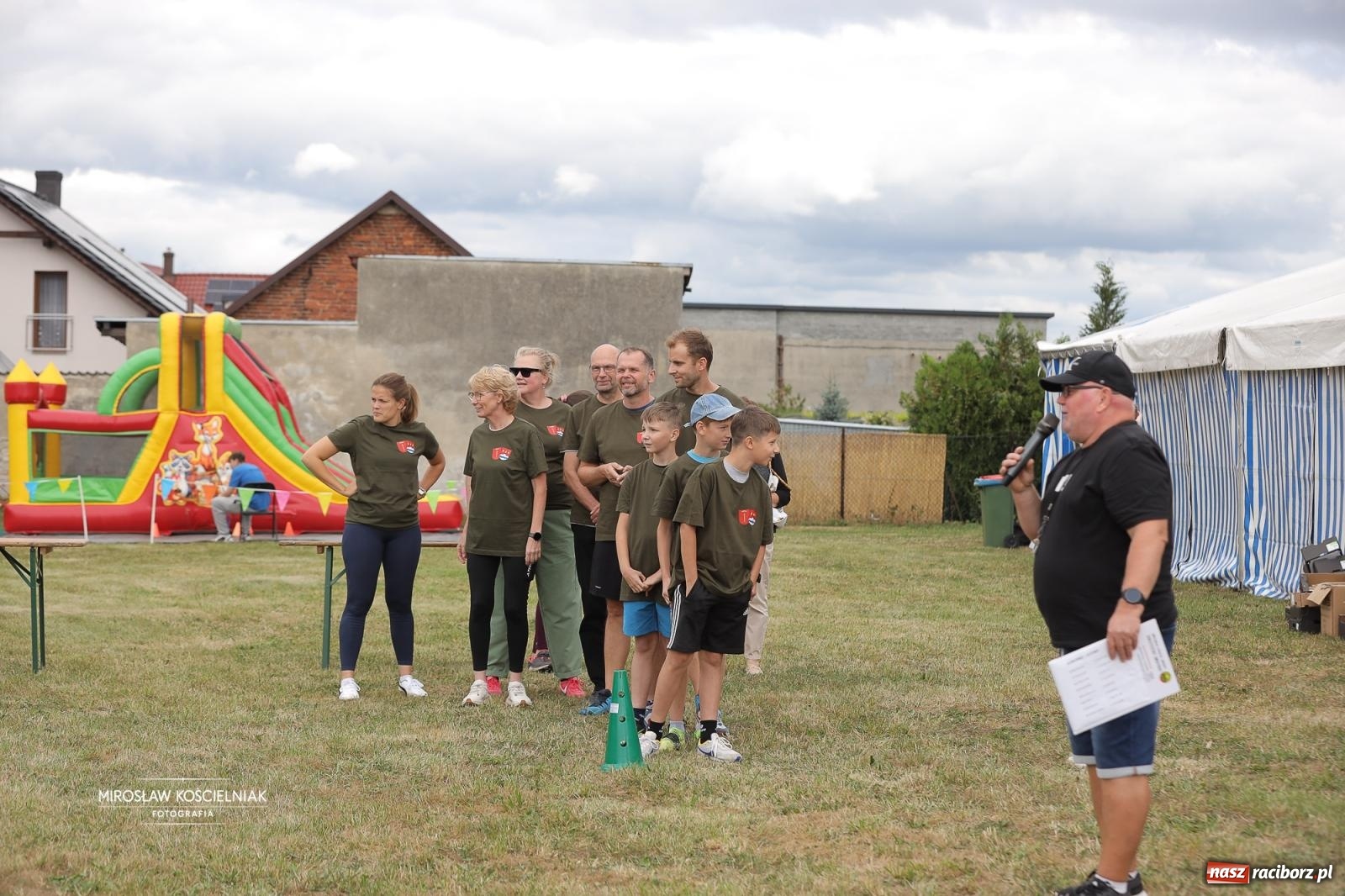 Zdjęcie w galerii na portalu naszraciborz.pl: Turniej sołectw w Krzanowicach: sportowa rywalizacja i integracja ponad granicami wiadomości z regionu