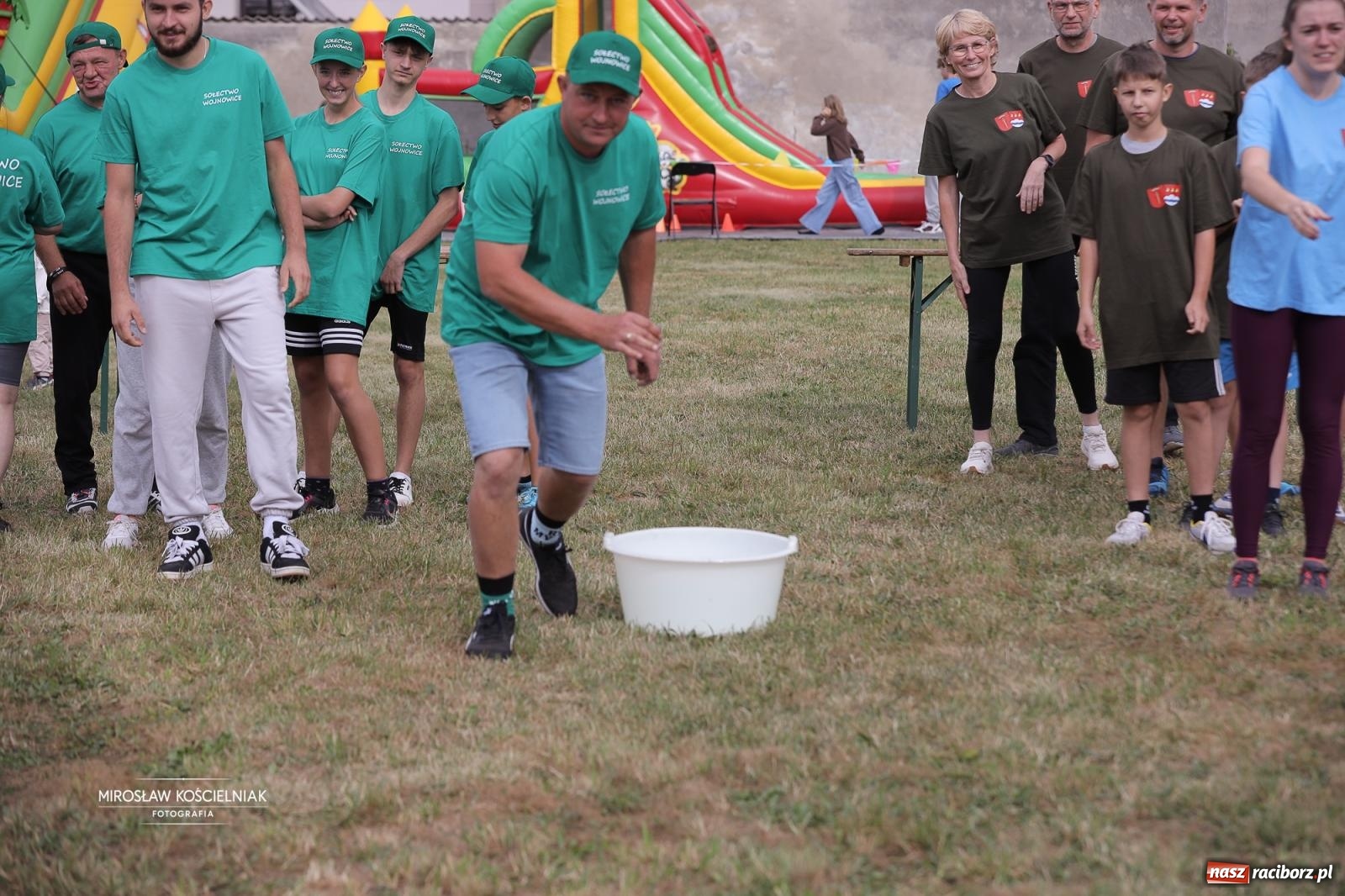 Zdjęcie w galerii na portalu naszraciborz.pl: Turniej sołectw w Krzanowicach: sportowa rywalizacja i integracja ponad granicami wiadomości z regionu