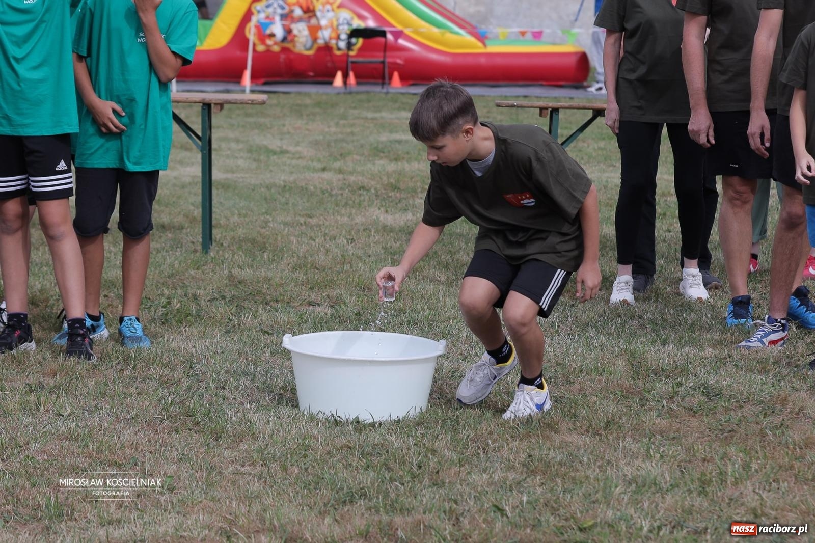 Zdjęcie w galerii na portalu naszraciborz.pl: Turniej sołectw w Krzanowicach: sportowa rywalizacja i integracja ponad granicami wiadomości z regionu