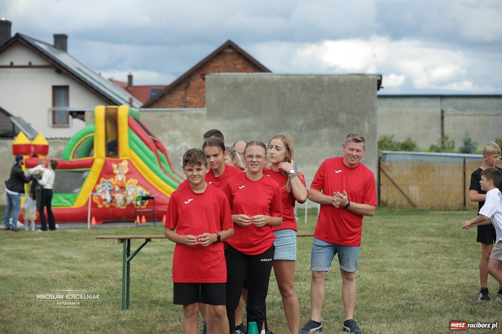Zdjęcie w galerii na portalu naszraciborz.pl: Turniej sołectw w Krzanowicach: sportowa rywalizacja i integracja ponad granicami wiadomości z regionu