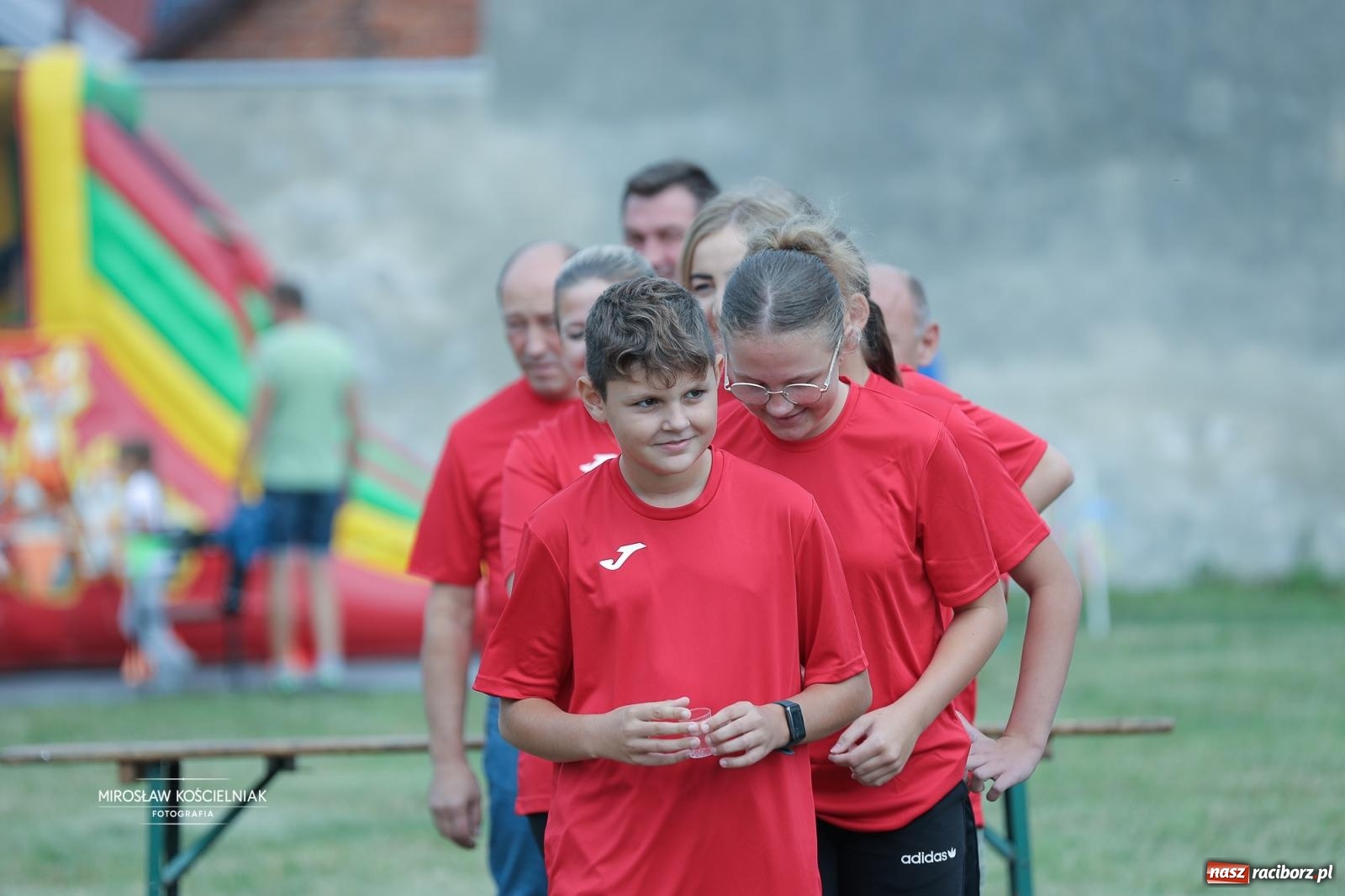 Zdjęcie w galerii na portalu naszraciborz.pl: Turniej sołectw w Krzanowicach: sportowa rywalizacja i integracja ponad granicami wiadomości z regionu