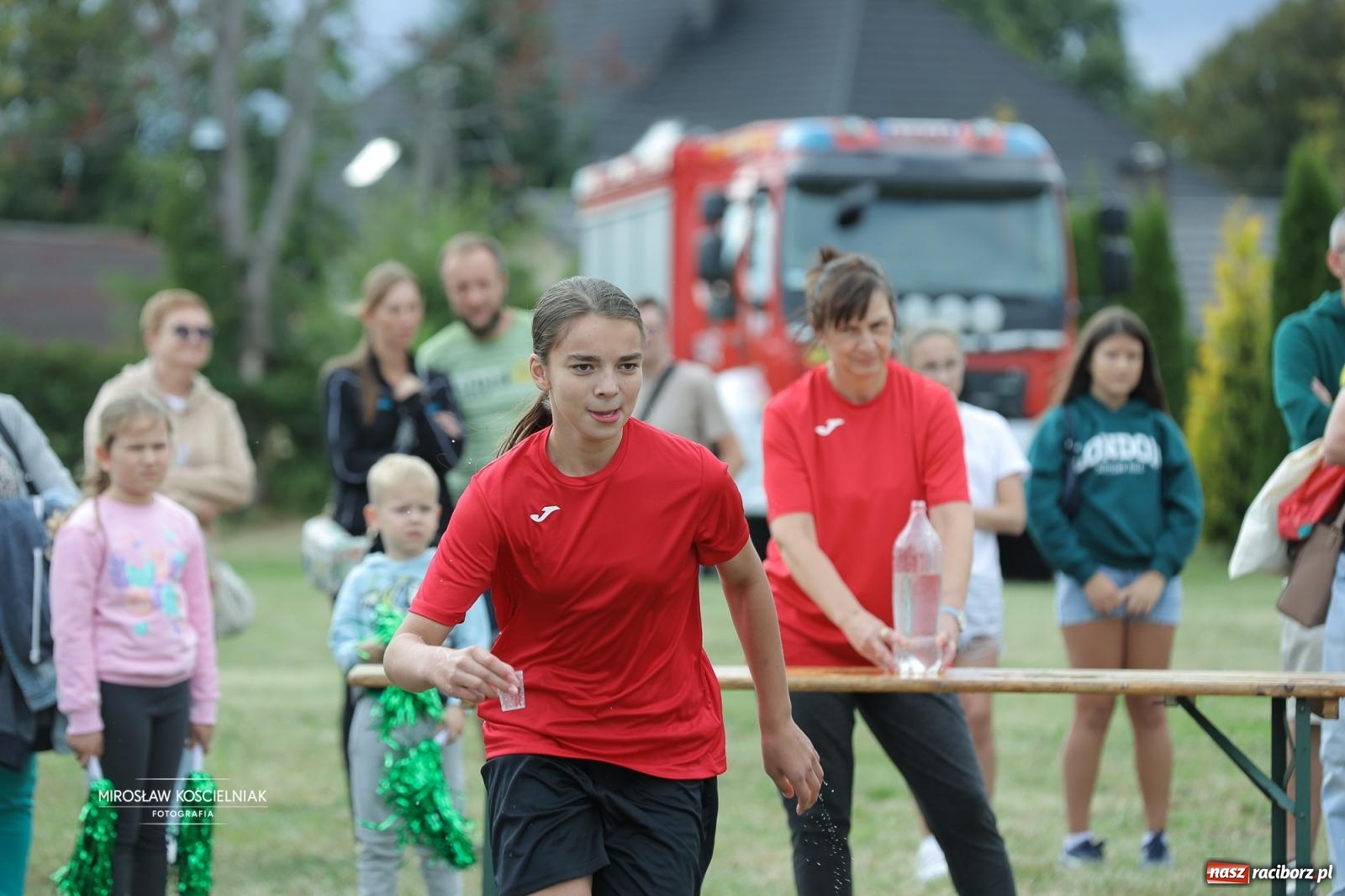 Zdjęcie w galerii na portalu naszraciborz.pl: Turniej sołectw w Krzanowicach: sportowa rywalizacja i integracja ponad granicami wiadomości z regionu