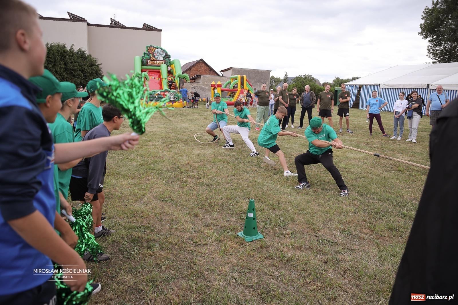 Zdjęcie w galerii na portalu naszraciborz.pl: Turniej sołectw w Krzanowicach: sportowa rywalizacja i integracja ponad granicami wiadomości z regionu