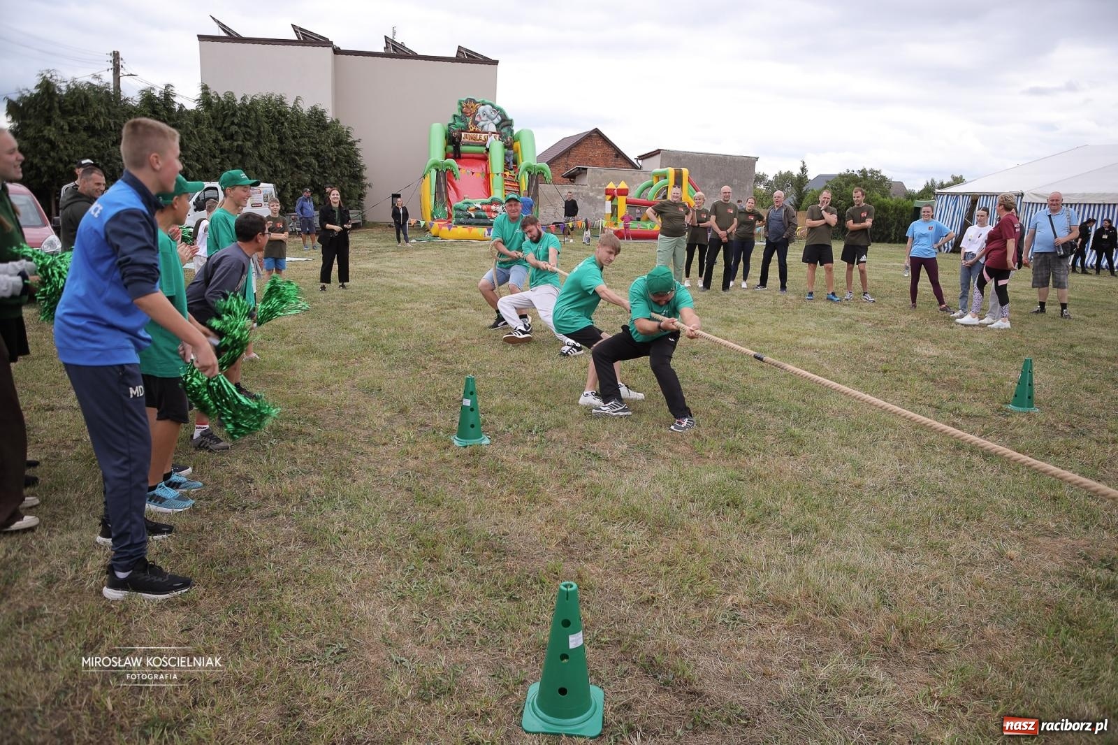 Zdjęcie w galerii na portalu naszraciborz.pl: Turniej sołectw w Krzanowicach: sportowa rywalizacja i integracja ponad granicami wiadomości z regionu
