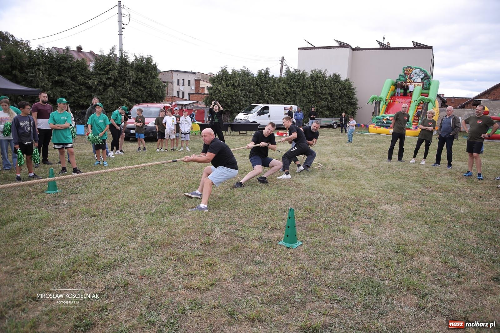 Zdjęcie w galerii na portalu naszraciborz.pl: Turniej sołectw w Krzanowicach: sportowa rywalizacja i integracja ponad granicami wiadomości z regionu
