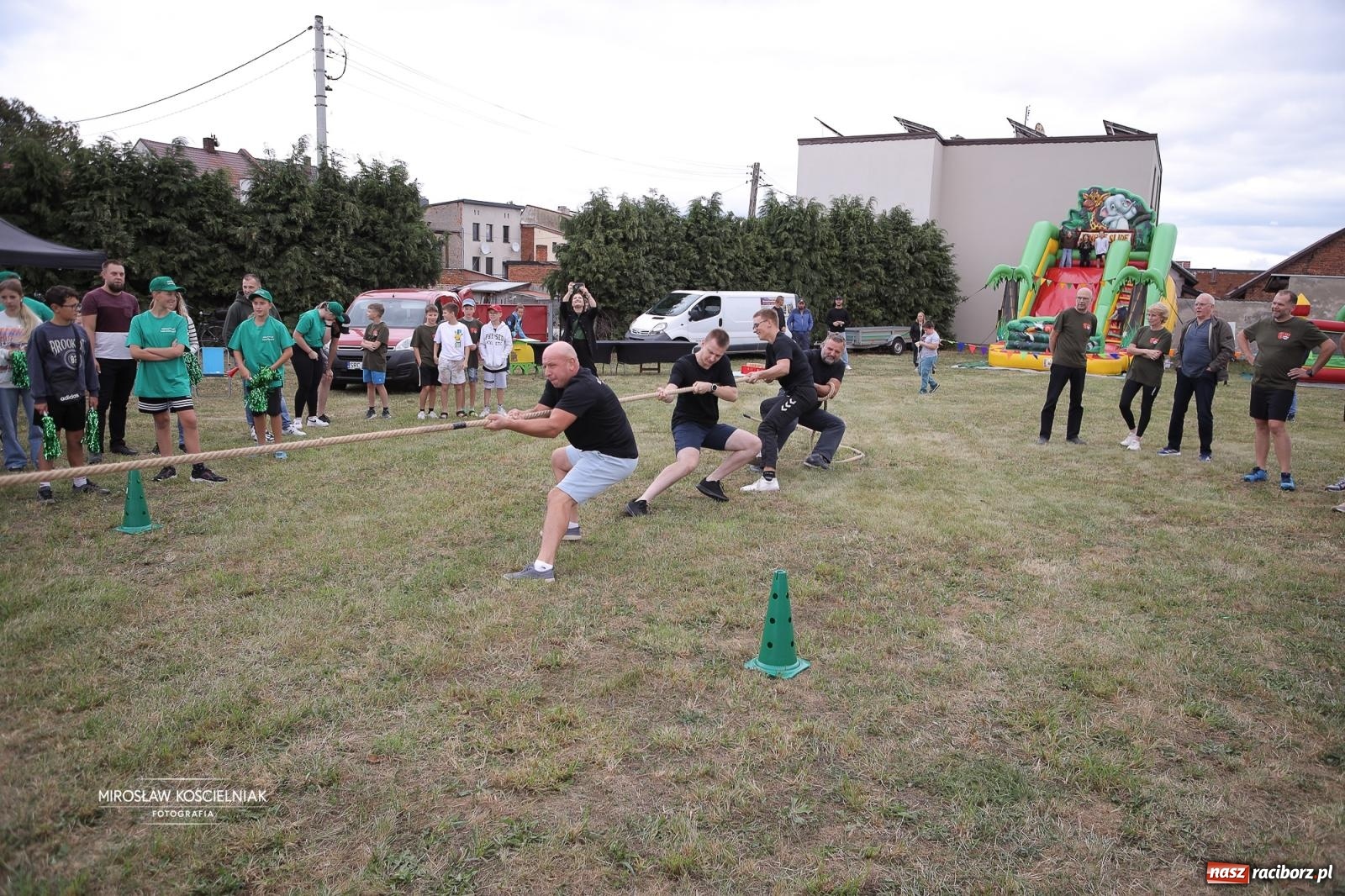 Zdjęcie w galerii na portalu naszraciborz.pl: Turniej sołectw w Krzanowicach: sportowa rywalizacja i integracja ponad granicami wiadomości z regionu