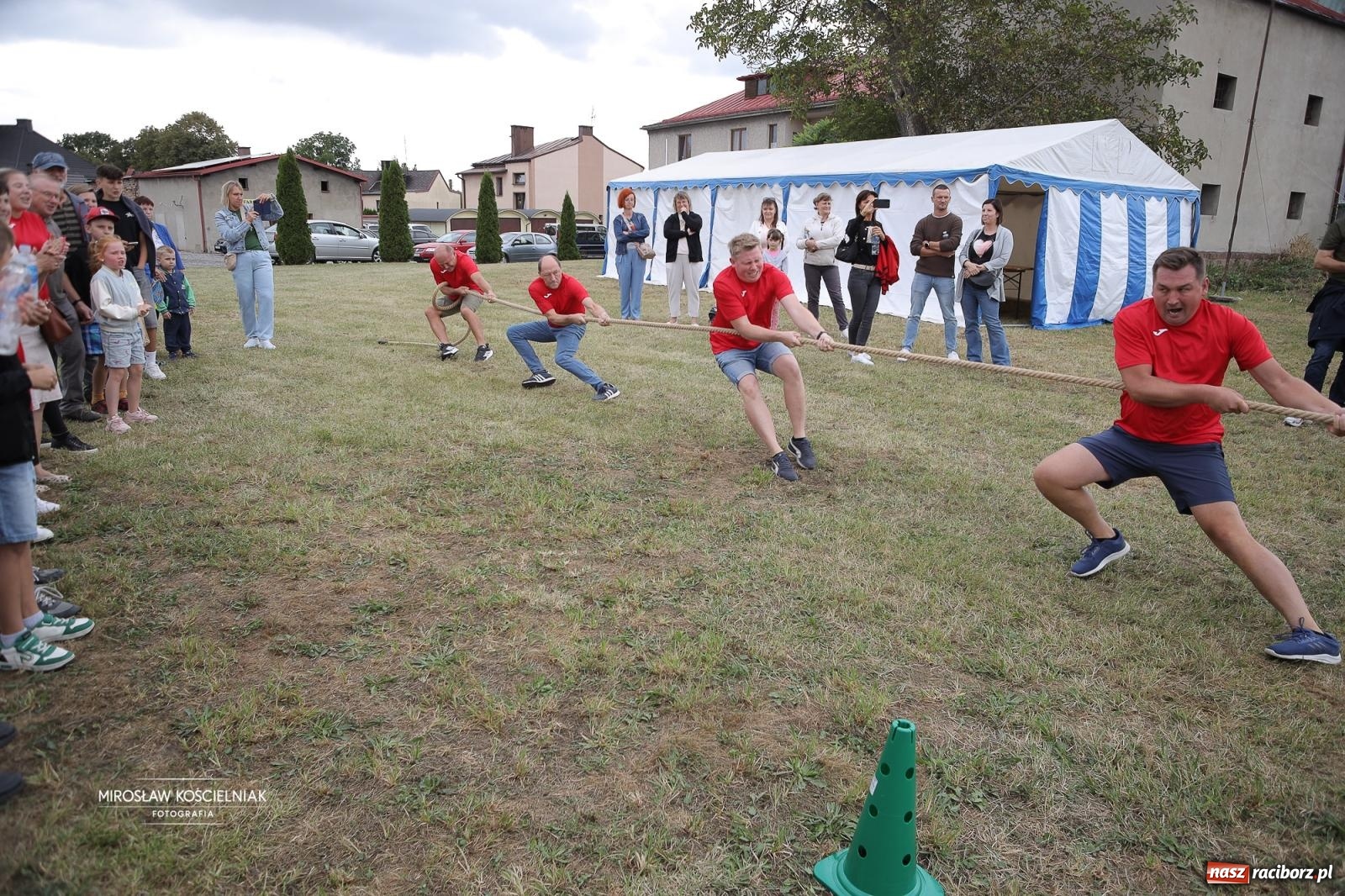 Zdjęcie w galerii na portalu naszraciborz.pl: Turniej sołectw w Krzanowicach: sportowa rywalizacja i integracja ponad granicami wiadomości z regionu