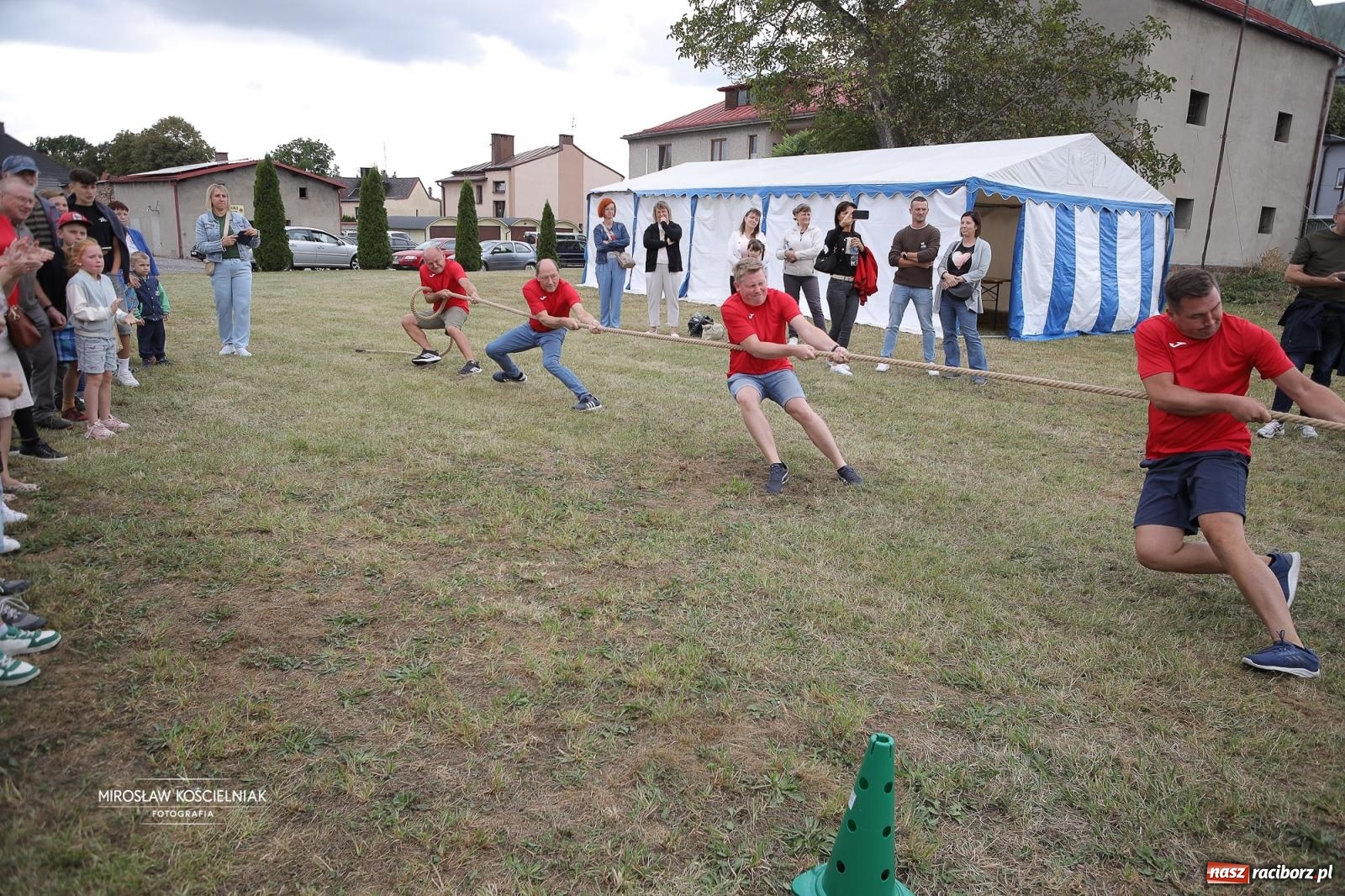 Zdjęcie w galerii na portalu naszraciborz.pl: Turniej sołectw w Krzanowicach: sportowa rywalizacja i integracja ponad granicami wiadomości z regionu