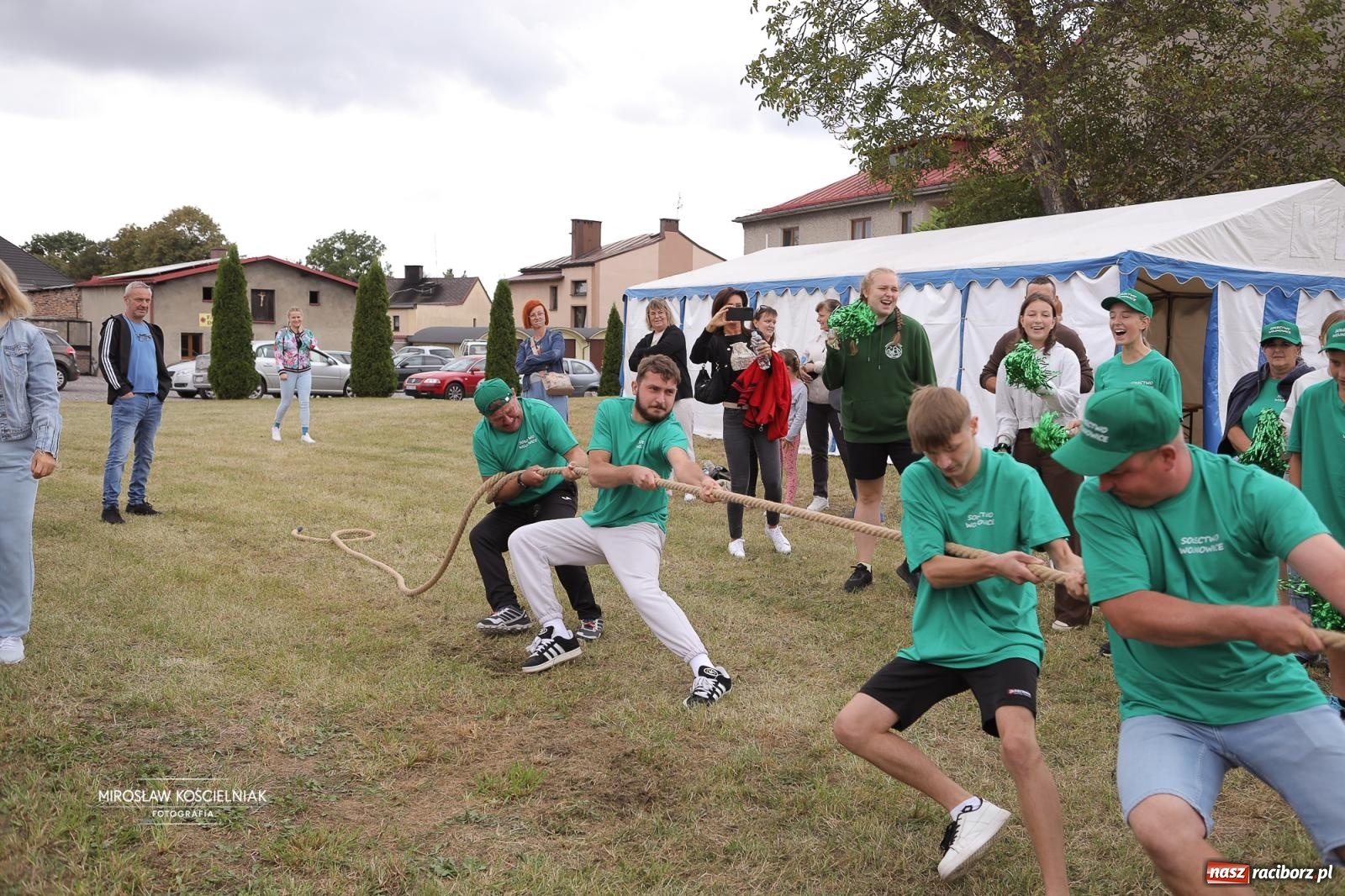 Zdjęcie w galerii na portalu naszraciborz.pl: Turniej sołectw w Krzanowicach: sportowa rywalizacja i integracja ponad granicami wiadomości z regionu
