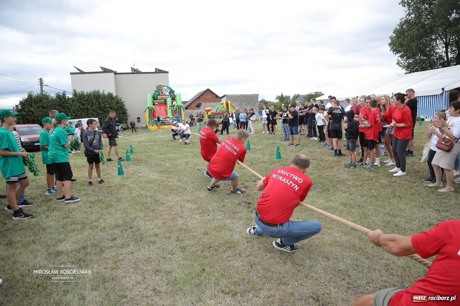 Zdjęcie w galerii na portalu naszraciborz.pl: Turniej sołectw w Krzanowicach: sportowa rywalizacja i integracja ponad granicami wiadomości z regionu