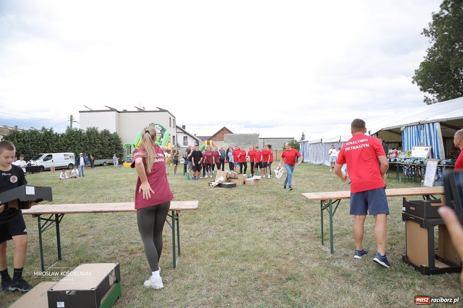 Zdjęcie w galerii na portalu naszraciborz.pl: Turniej sołectw w Krzanowicach: sportowa rywalizacja i integracja ponad granicami wiadomości z regionu