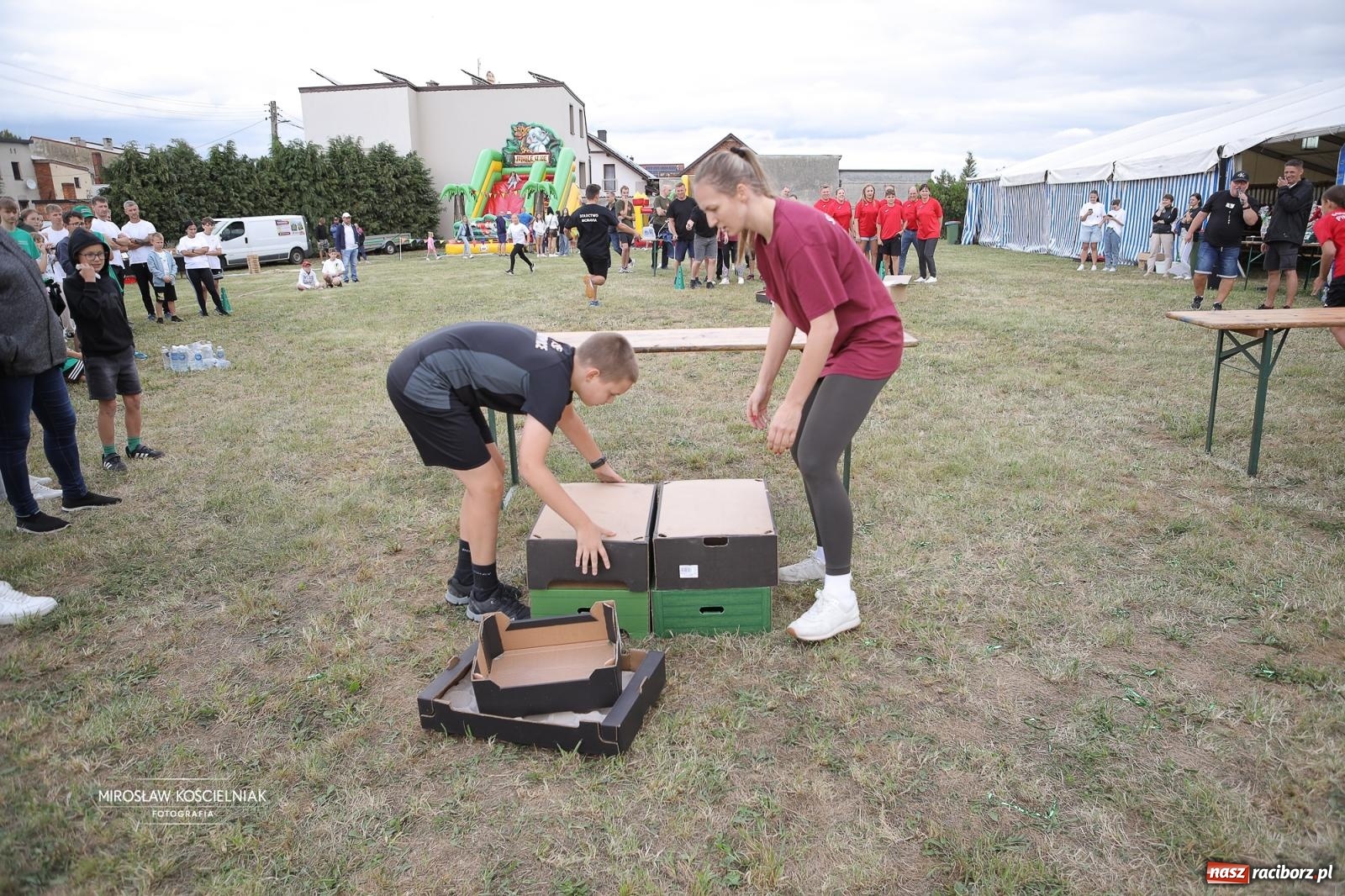 Zdjęcie w galerii na portalu naszraciborz.pl: Turniej sołectw w Krzanowicach: sportowa rywalizacja i integracja ponad granicami wiadomości z regionu