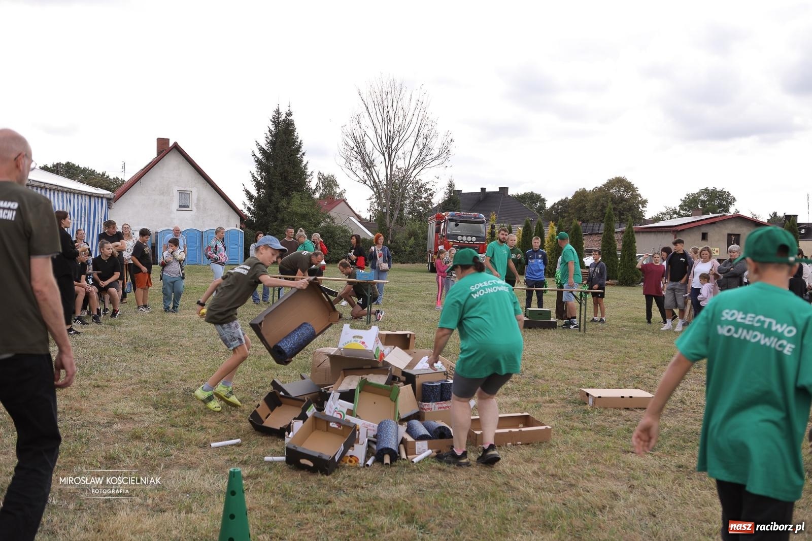 Zdjęcie w galerii na portalu naszraciborz.pl: Turniej sołectw w Krzanowicach: sportowa rywalizacja i integracja ponad granicami wiadomości z regionu