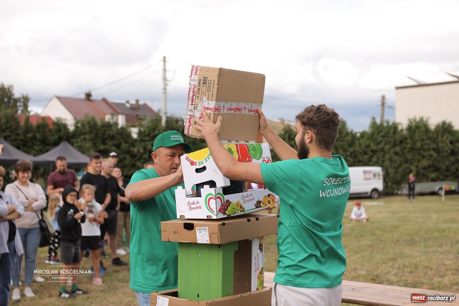 Zdjęcie w galerii na portalu naszraciborz.pl: Turniej sołectw w Krzanowicach: sportowa rywalizacja i integracja ponad granicami wiadomości z regionu