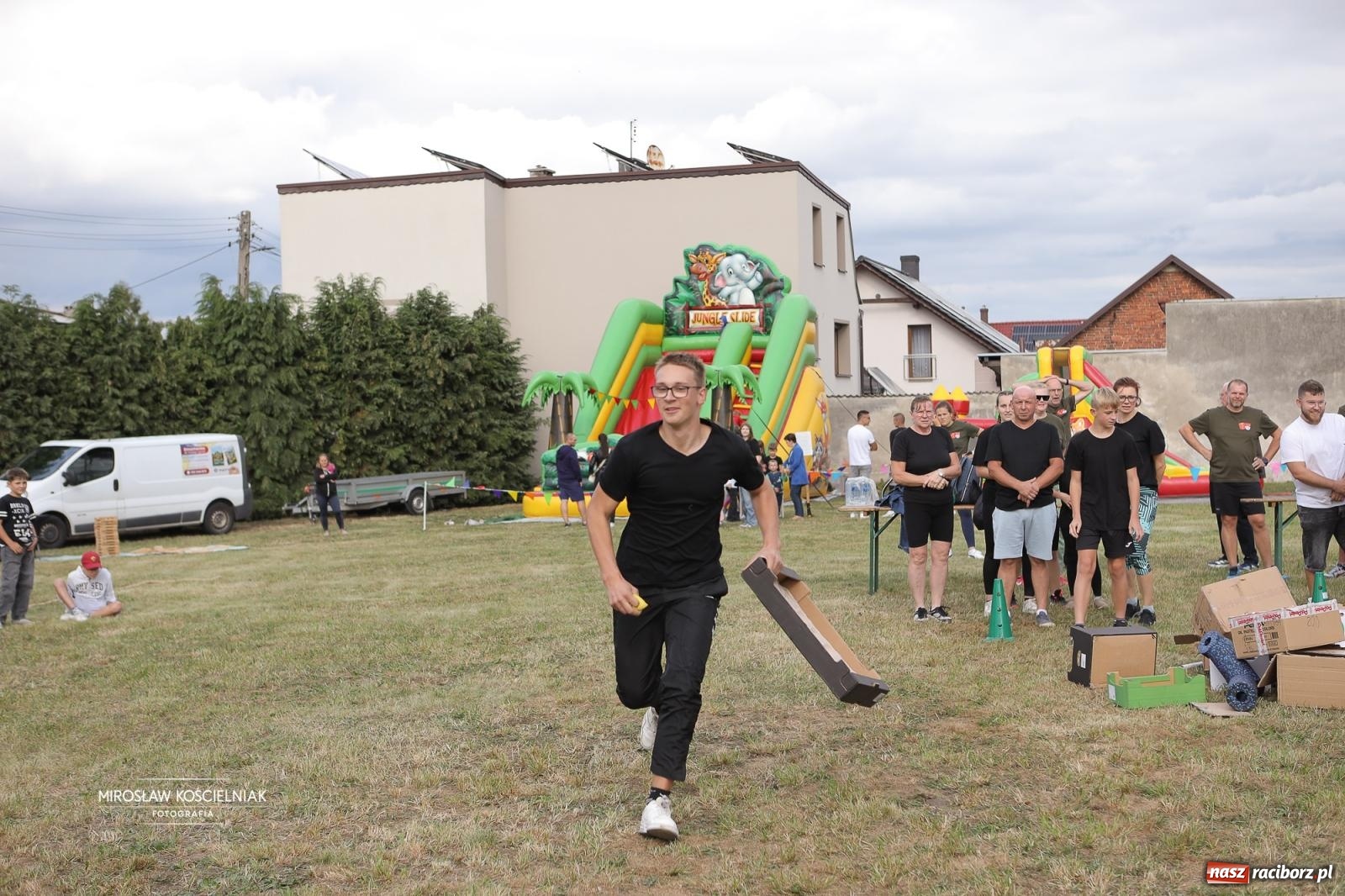 Zdjęcie w galerii na portalu naszraciborz.pl: Turniej sołectw w Krzanowicach: sportowa rywalizacja i integracja ponad granicami wiadomości z regionu